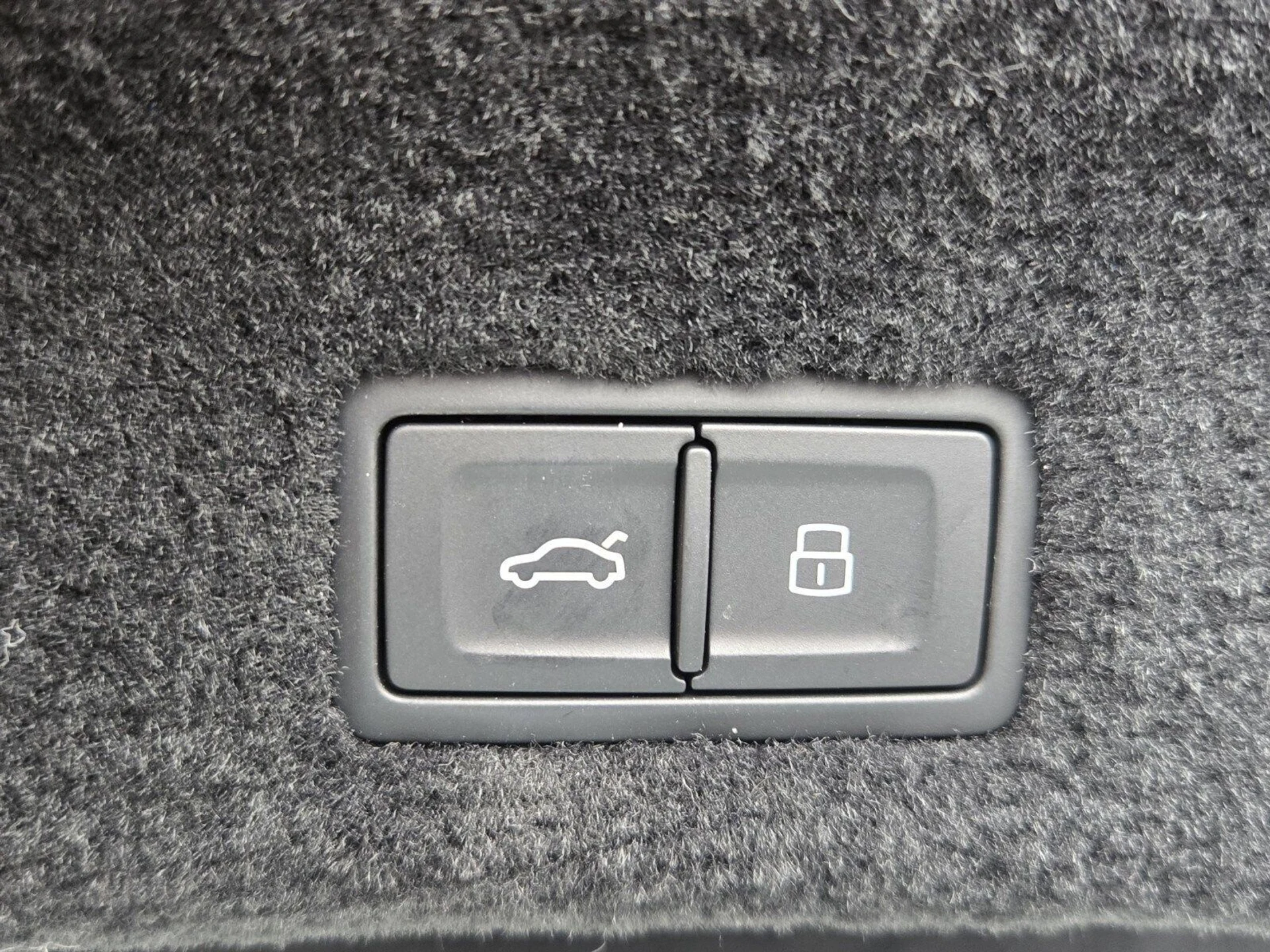 mph032_2722986487_22eb20395e7aefa06b0e2d3fca4e8de9x_9529c2b364