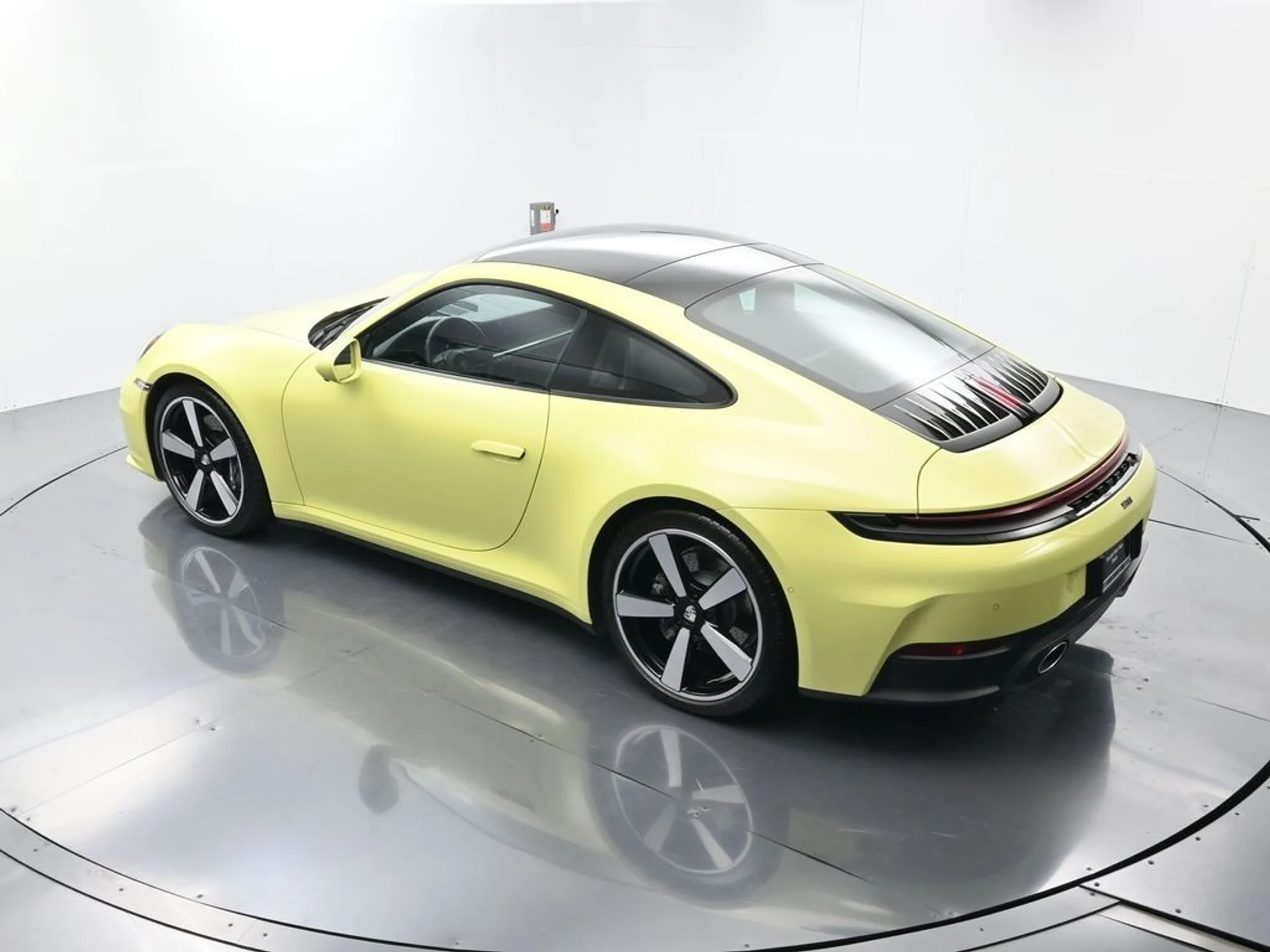 mph032_2729106021_bca4ff8e54383b18b7586a034e191cde_1482833647