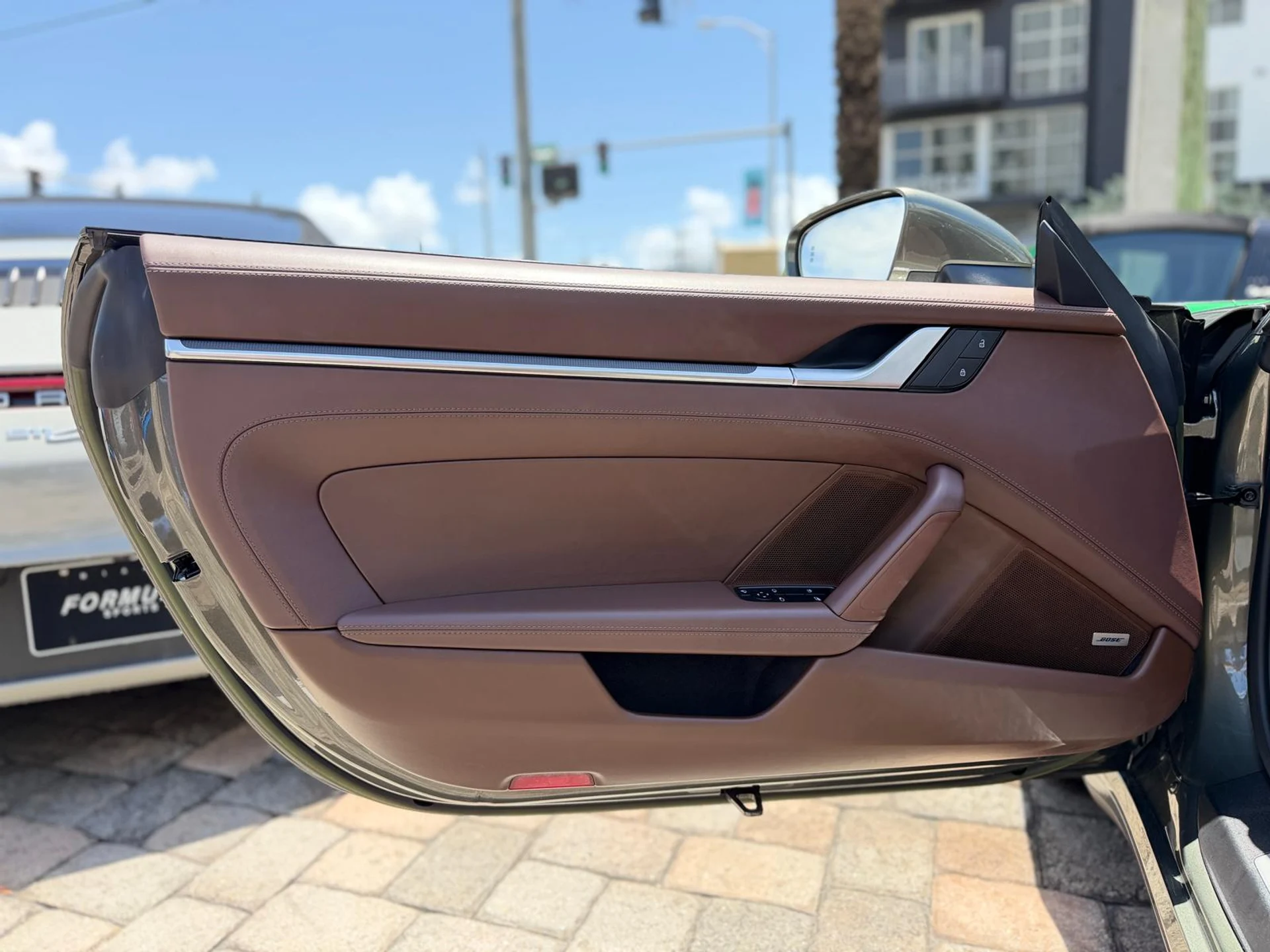 mph032_2731224852_Whats_App_Image_2026_06_25_at_3_29_39_PM_f1e33a5f43
