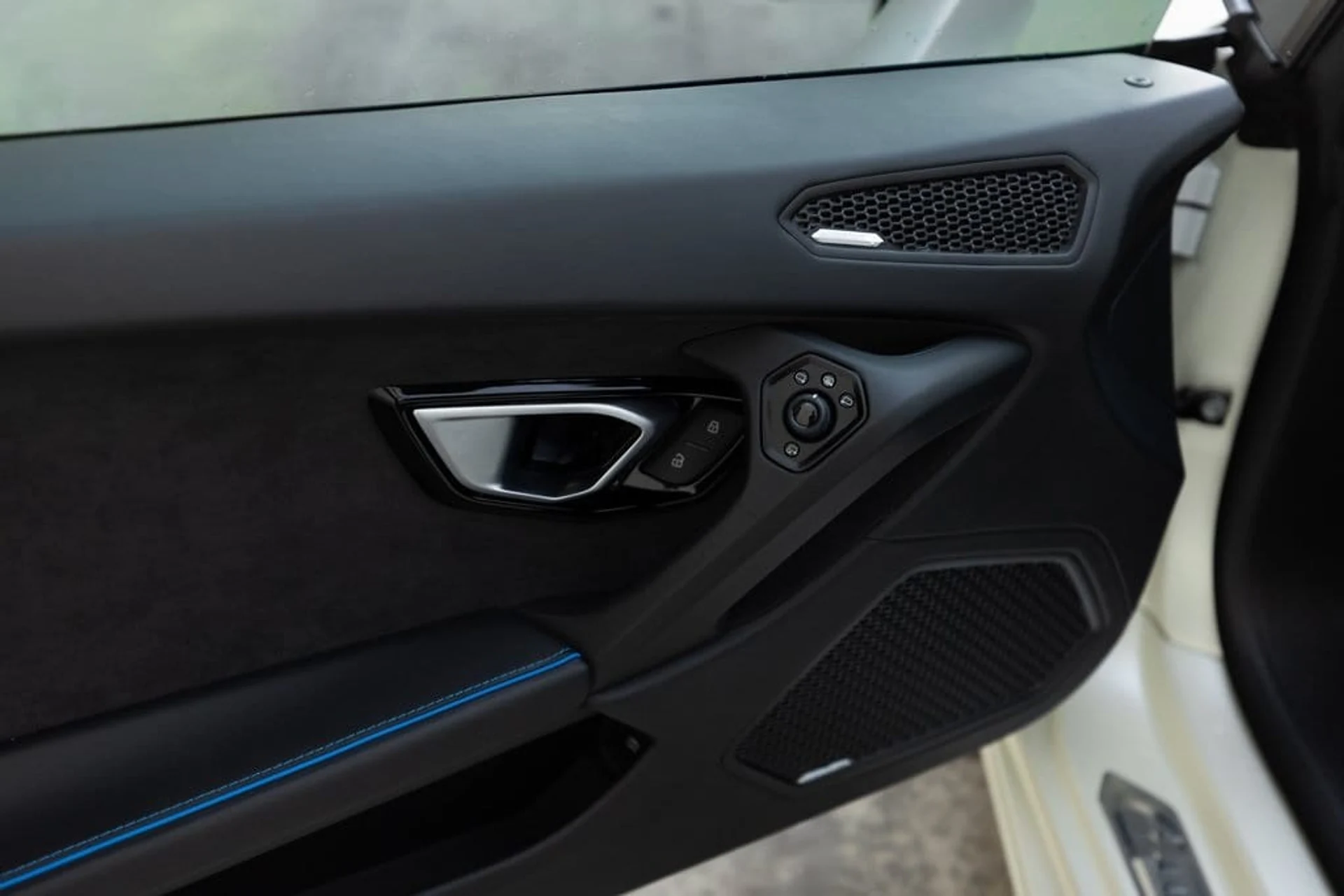 mph032_2731283460_c22858c12108c99bbe81a07175484476x_a5b8a66cd0