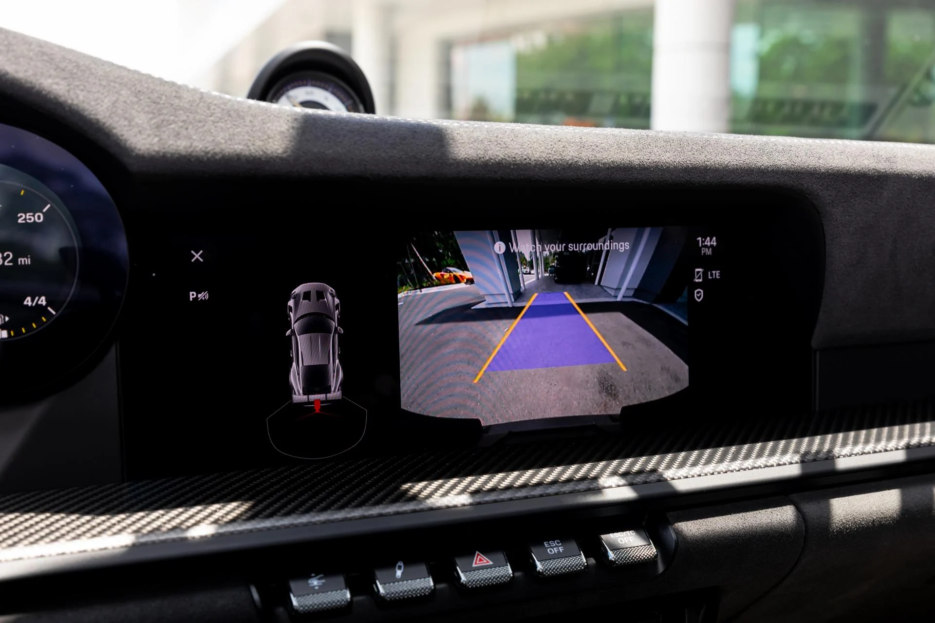 mph032_2746544808_551_p33_l_2fa9c28c06