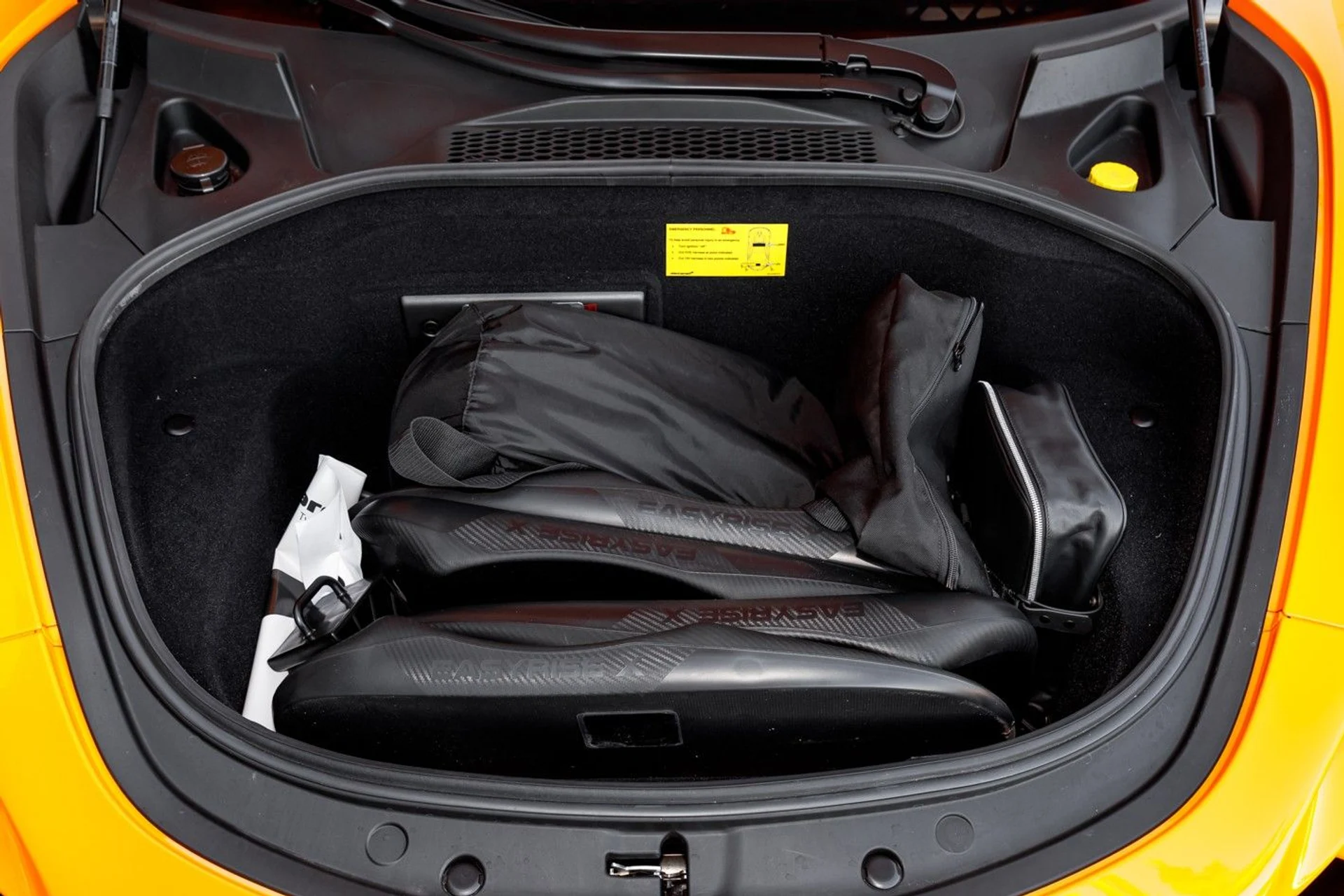 mph032_275668013_617_p33_l_9a7ac58df9