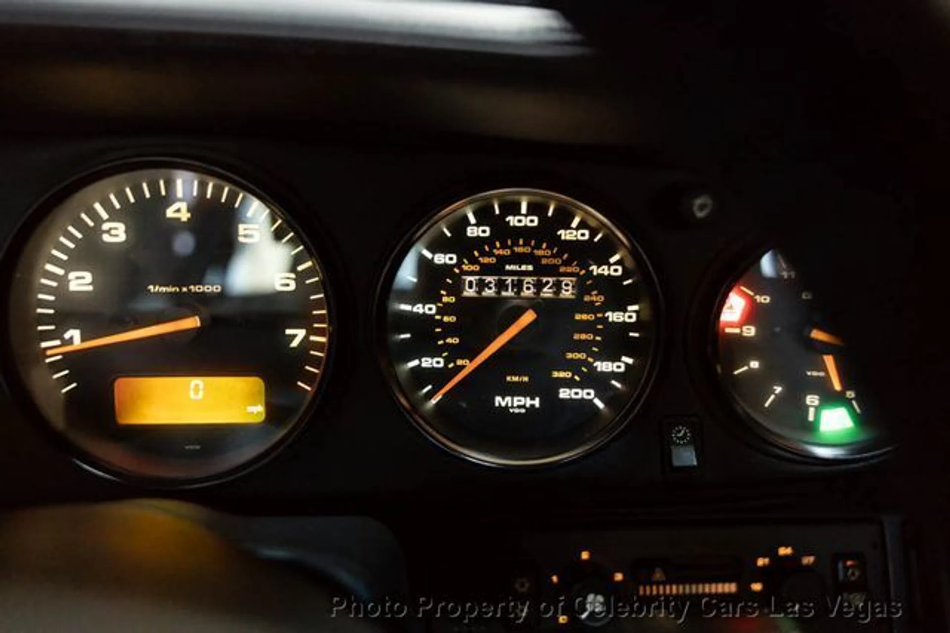 mph032_275669512_used_1996_porsche_911_carrera_40kinrecentservice_9707_23090698_37_640_719dbae3ae