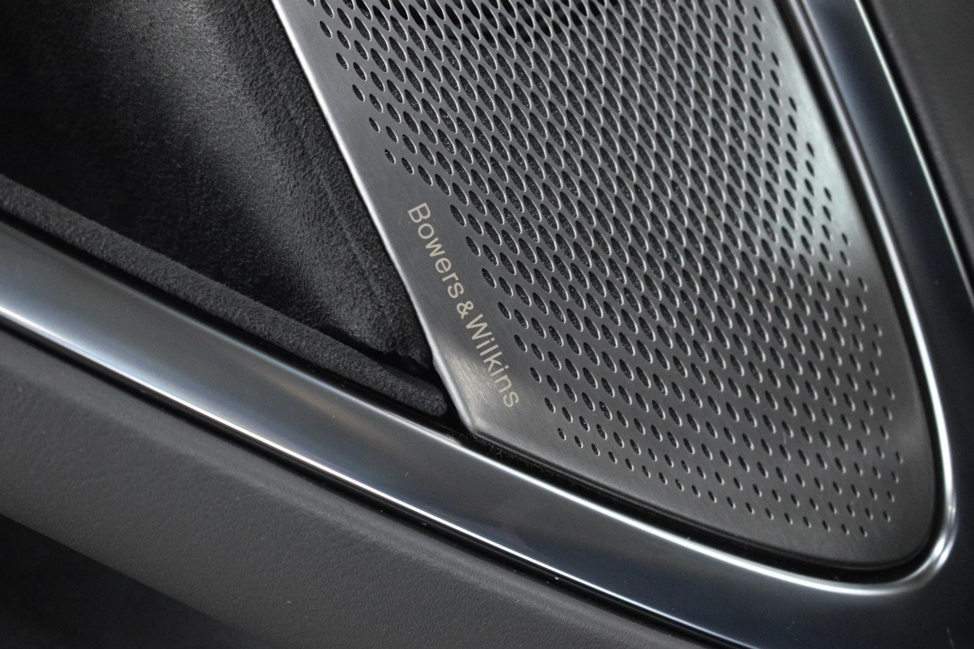 mph032_2774440603_81d925cff0d12a681b4c1be7ae7cc803x_a5390607b6