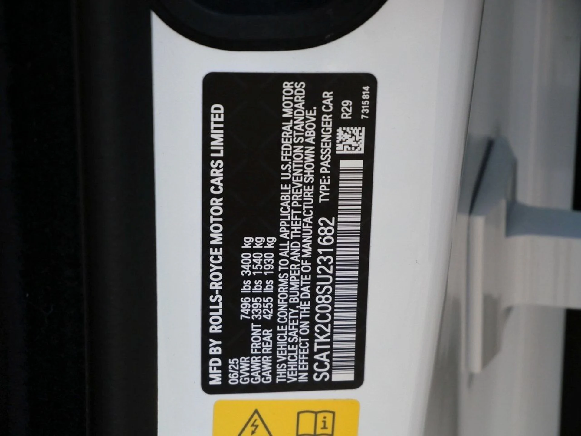 mph032_2775446295_5c1863a0062e3ba597f5bb6c65229aa6x_8ee3a373da