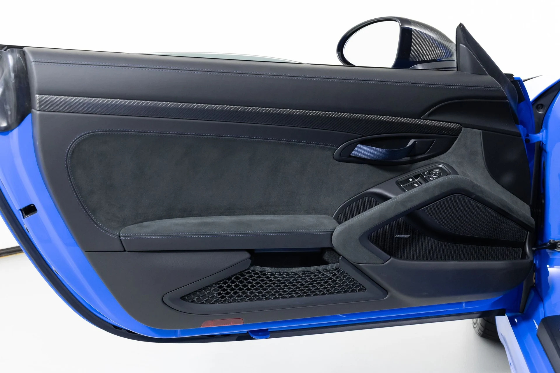 mph032_2777981004_cd7c053757604c79a771eea4c2213ce4_554fd8f36e