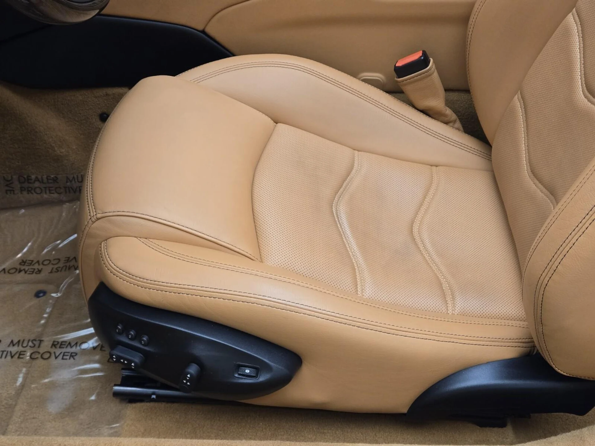 mph032_2784925338_Used_2013_Maserati_Gran_Turismo_Sport_1762328768_cb4968a1c1