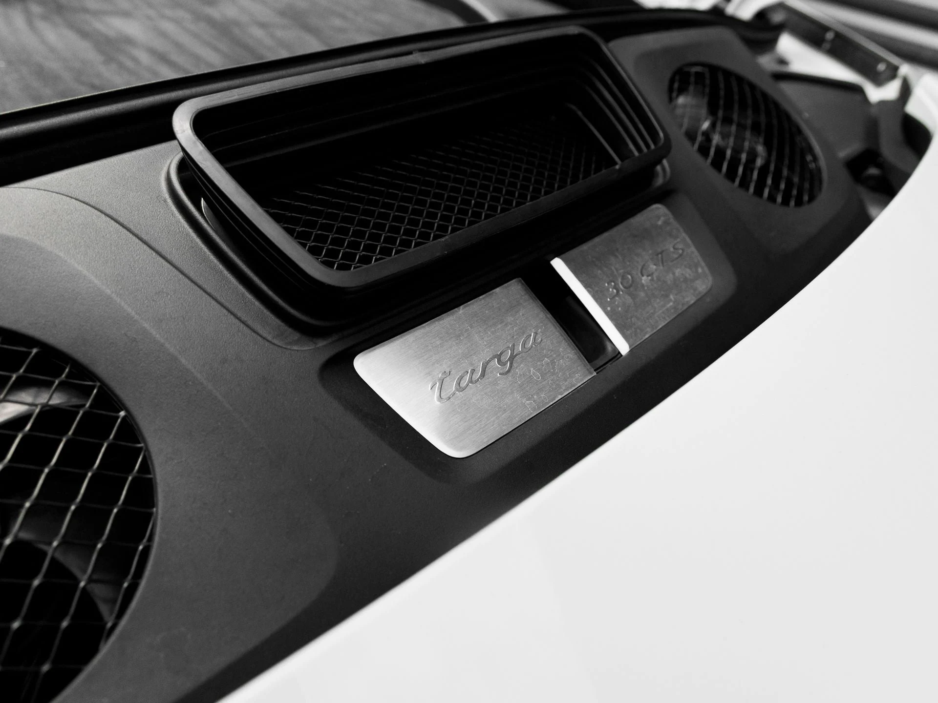 mph032_2786934337_33_7deb14b85c