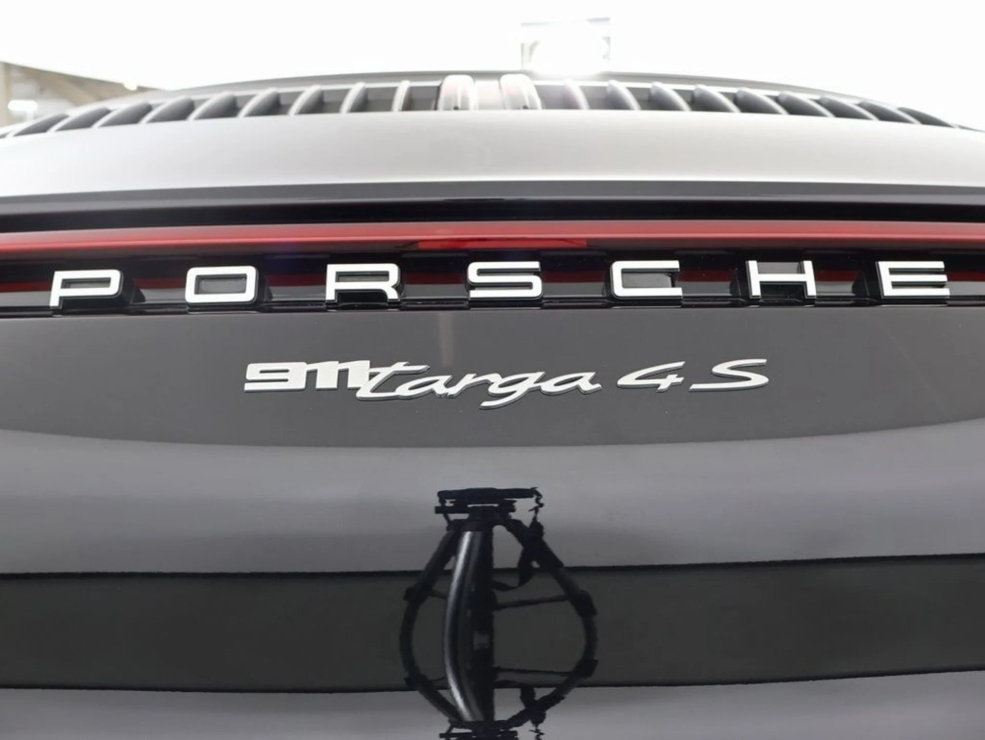 mph032_2791081081_d7d20bc03820e9f5170505c9f4330c2ax_c32e2d9329