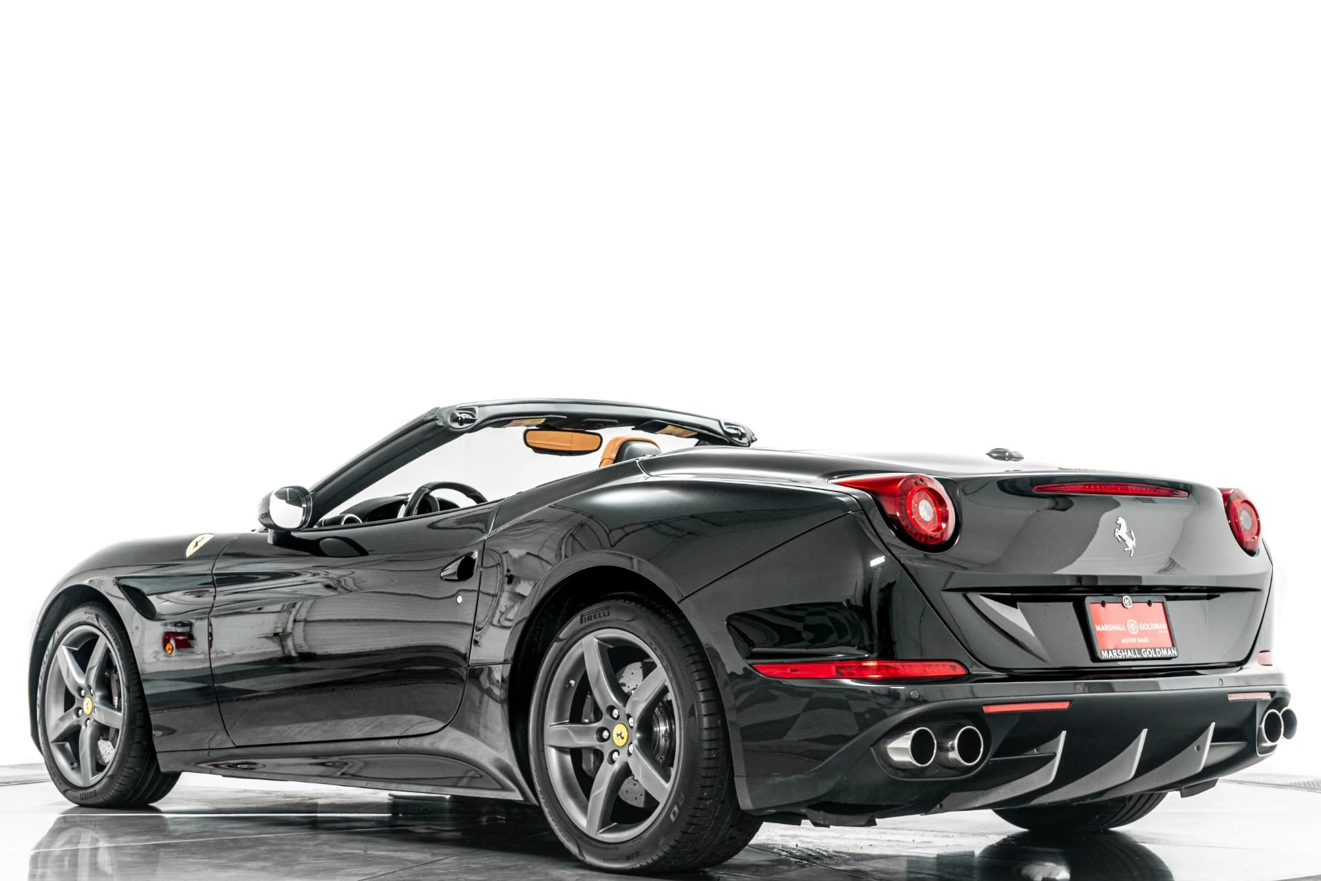 mph032_2792601120_Used_2015_Ferrari_California_Full_Power_and_Heated_Seats_Twin_Turbo_V8_1776271137_554eee7929