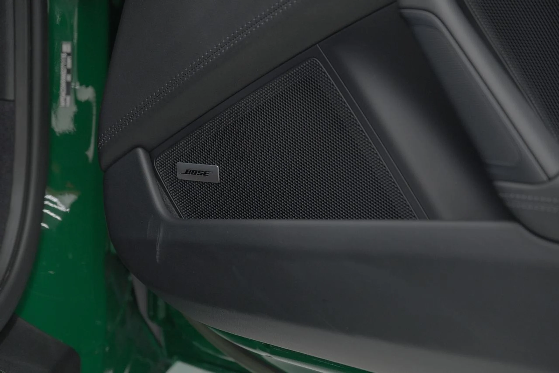 mph032_2805760018_c9b335c8c23beda798dc609785a7bbbc_0196138806