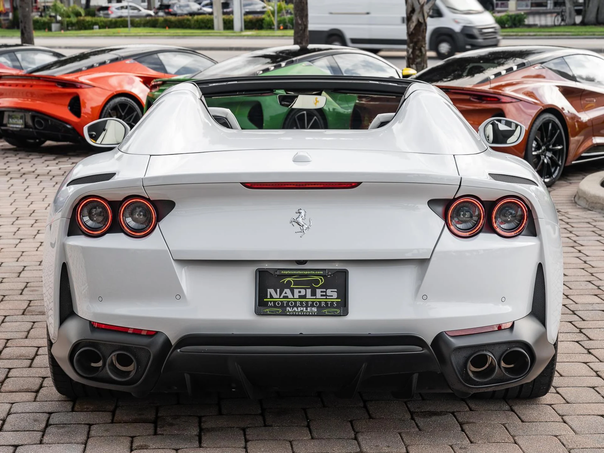 mph032_2811152496_Used_2021_Ferrari_812_GTS_1779998619_93bf8acff4