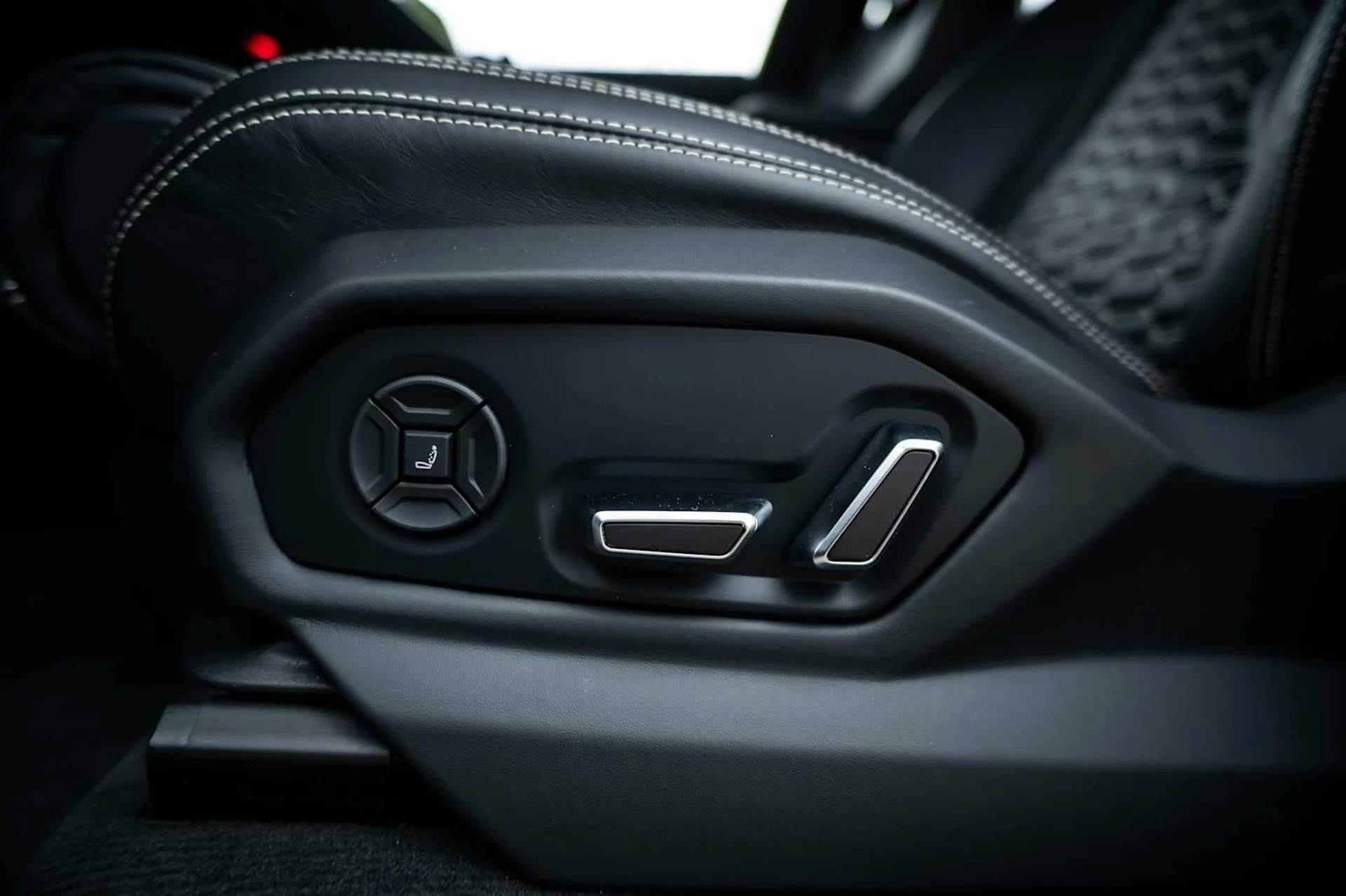 mph032_2819915899_ee745f867bb4eb628e4815daed133b48x_93baf3ead3