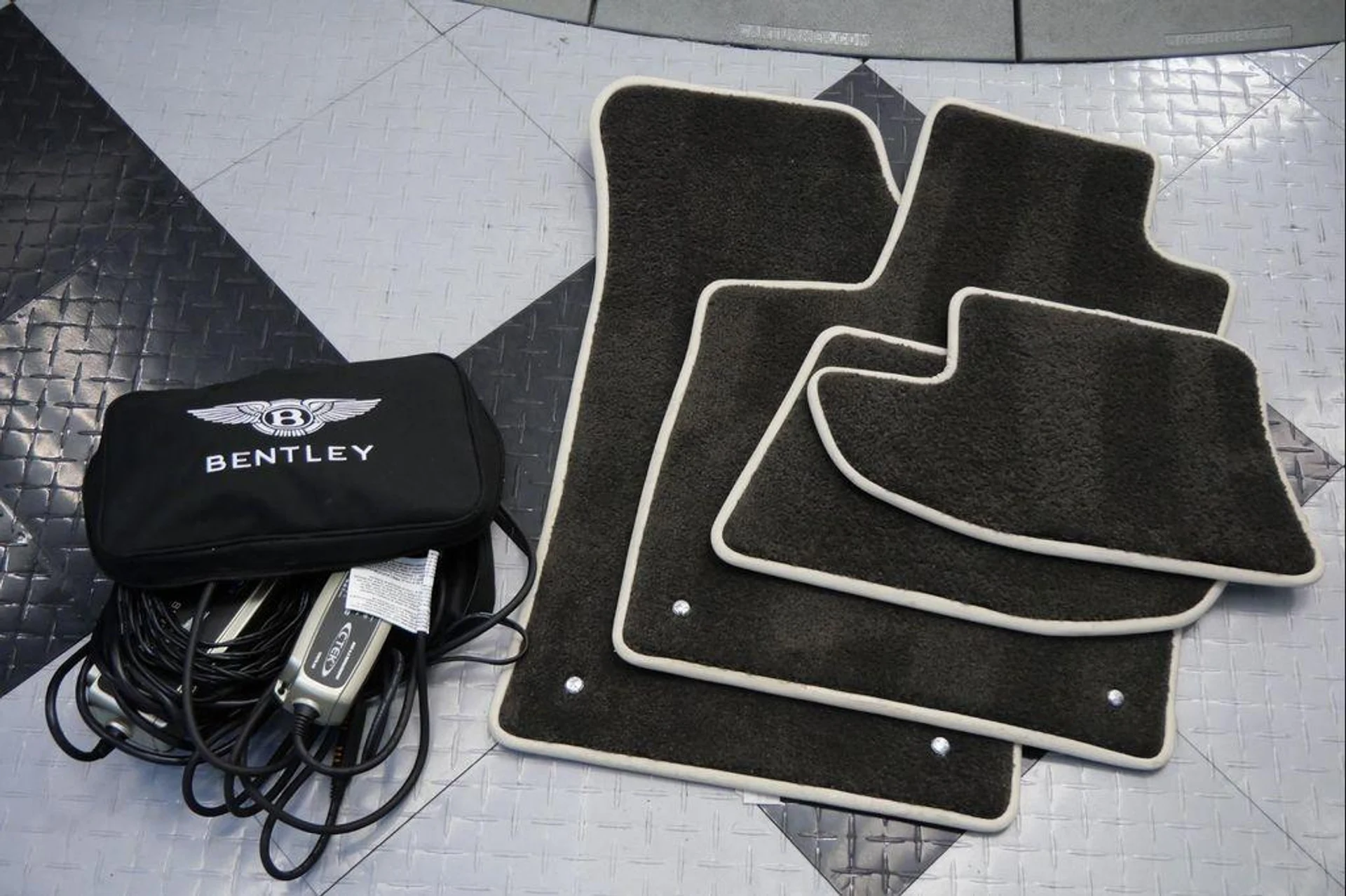 mph032_2822663034_A_YXS_9_BV_8_Ee_JO_Yr_Mx_Pl_I_hl_U_Lr8_7158722d0f