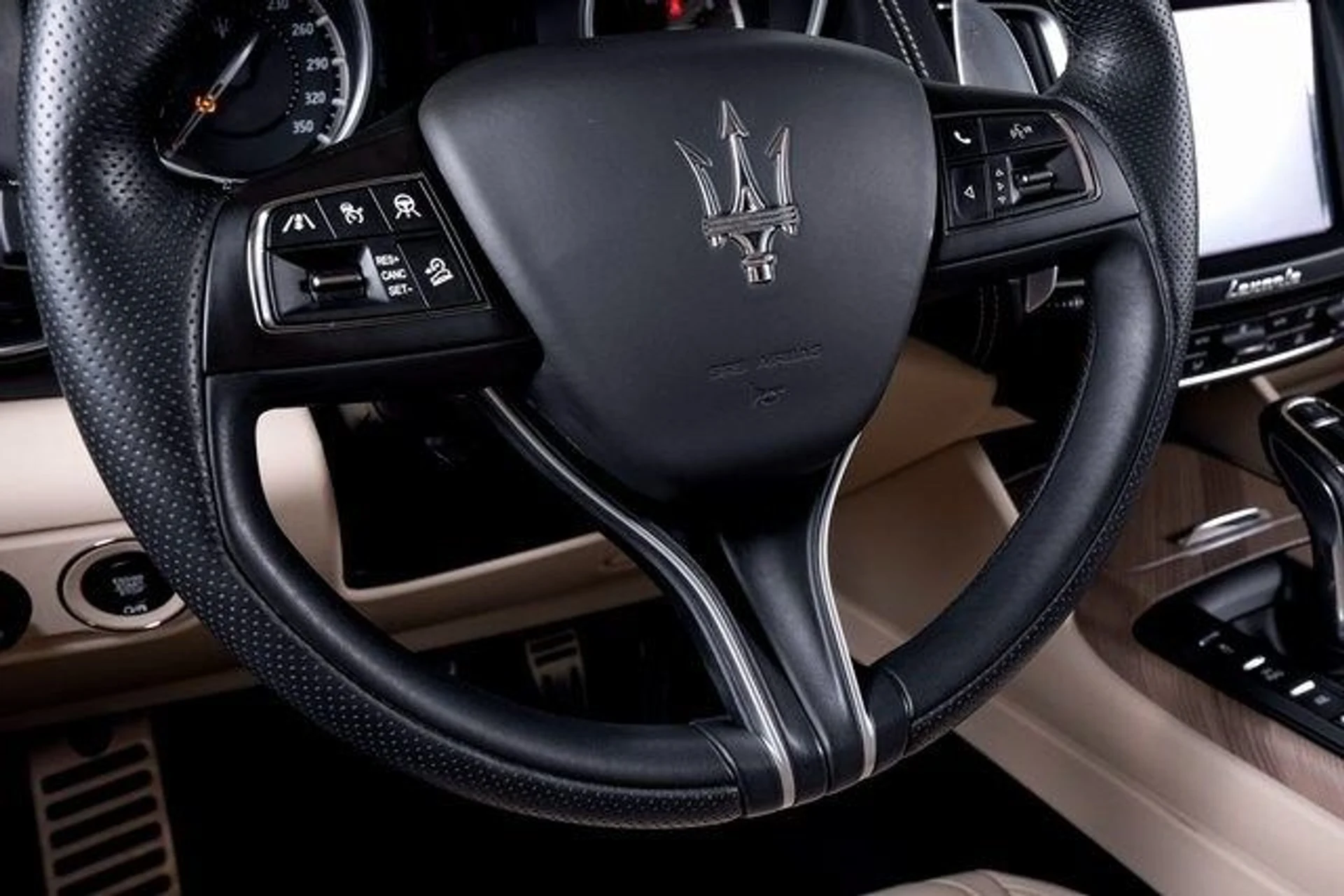 mph032_2831808596_2b5c35d4482192b0dec1d3acb9a7f282x_7f200c0de6