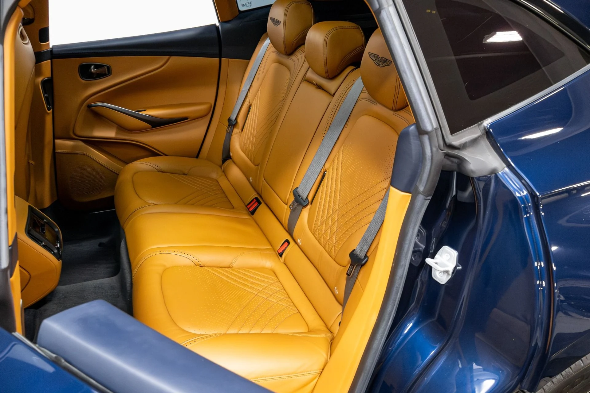 mph032_2835801407_Used_2021_Aston_Martin_DBX_1770088523_d0b65a5fda