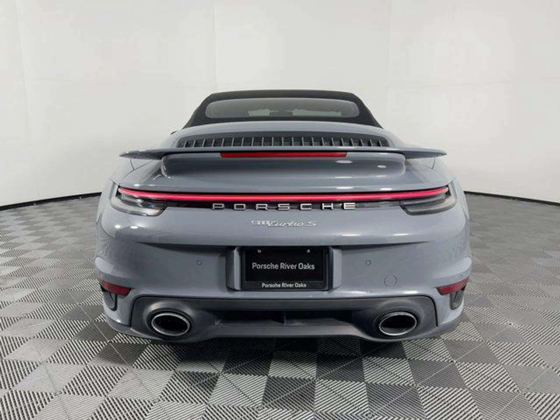 mph032_2835982439_F_Jo_Oki_VIM_Ex6_H21p_St_GUTSZC_85k_1731c27986