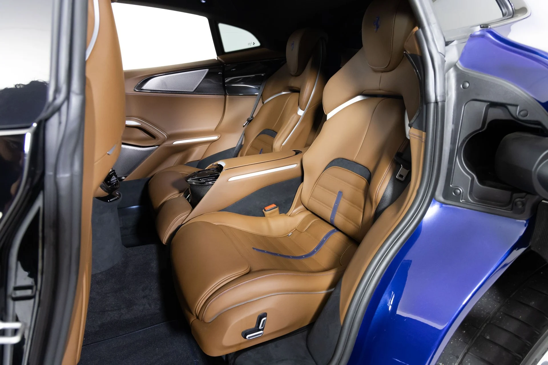 mph032_2836547272_47adb484656a4e058a196ecfb5cfee39_76a9d50238