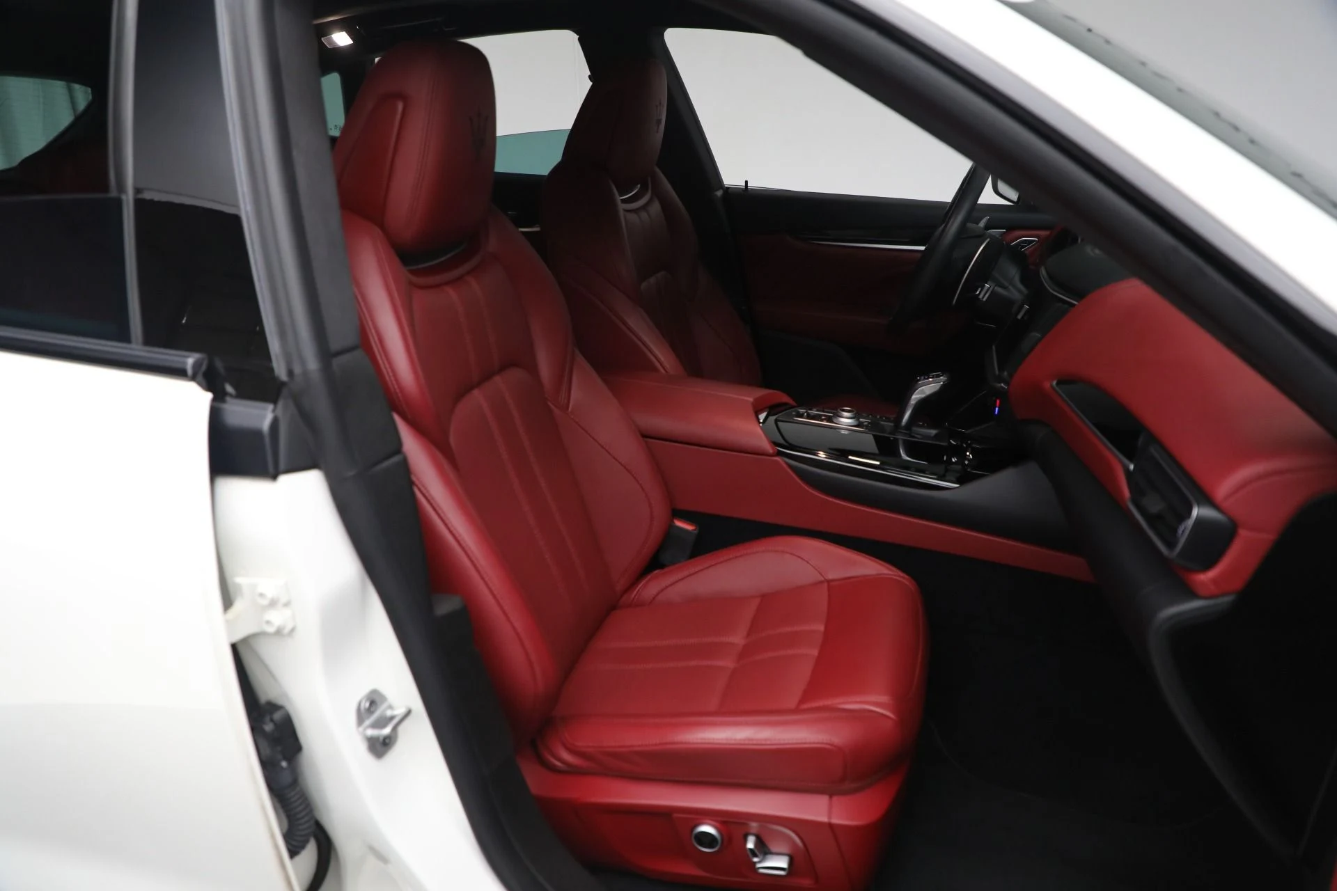 mph032_28431279_Used_2021_Maserati_Levante_Q4_Gran_Sport_1b7fae625c