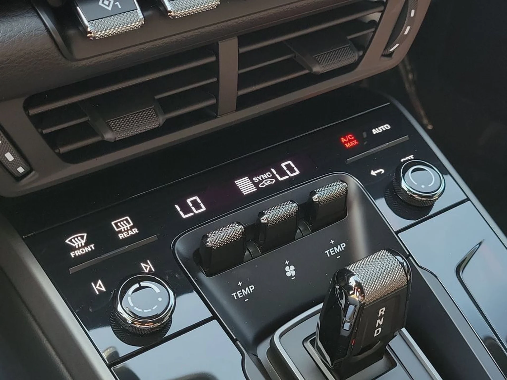 mph032_2843211665_33_8be087bbe8