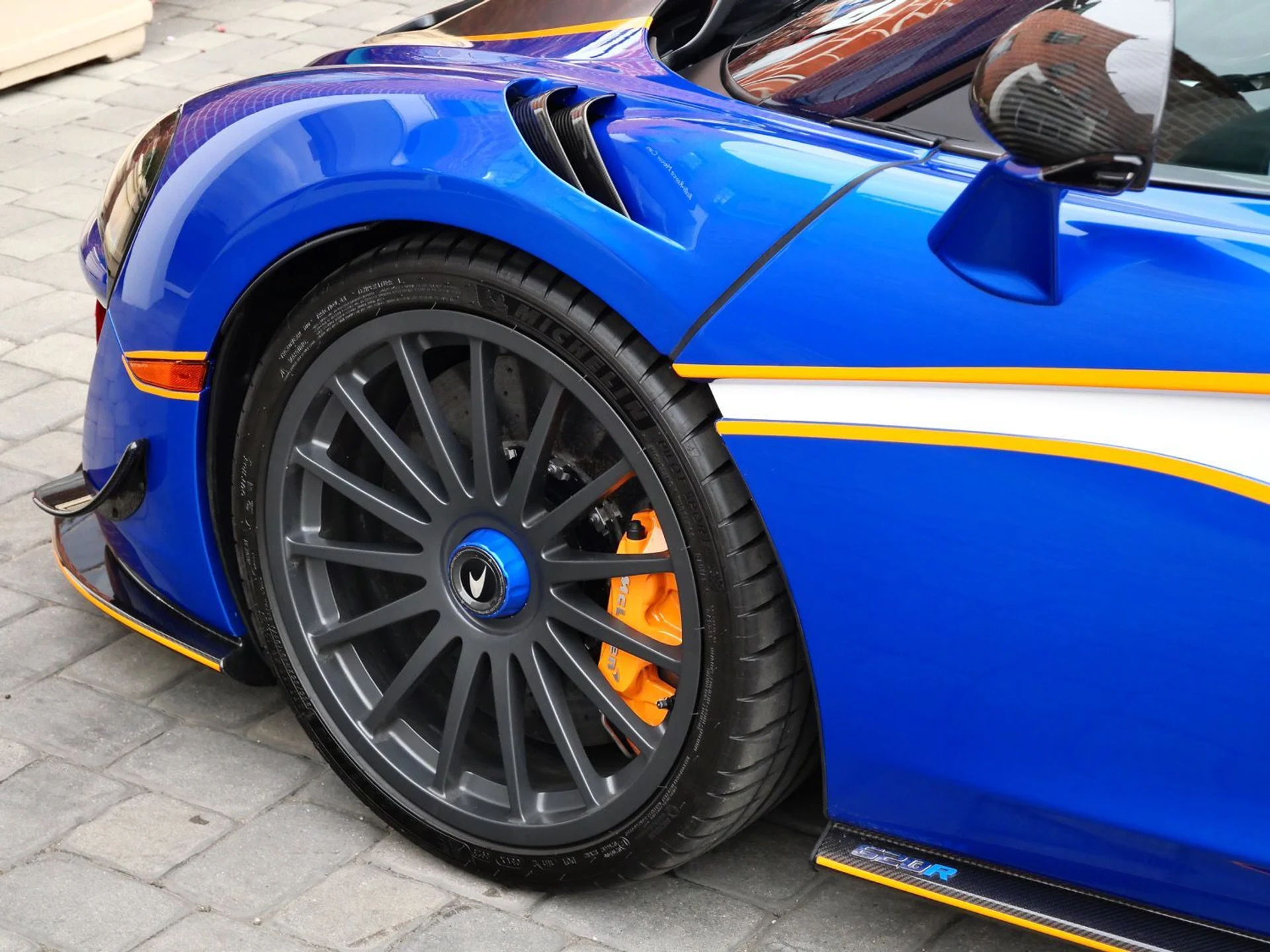 mph032_2848465429_42480df6b2e2901294bfc633dde4312fx_5f8389b563