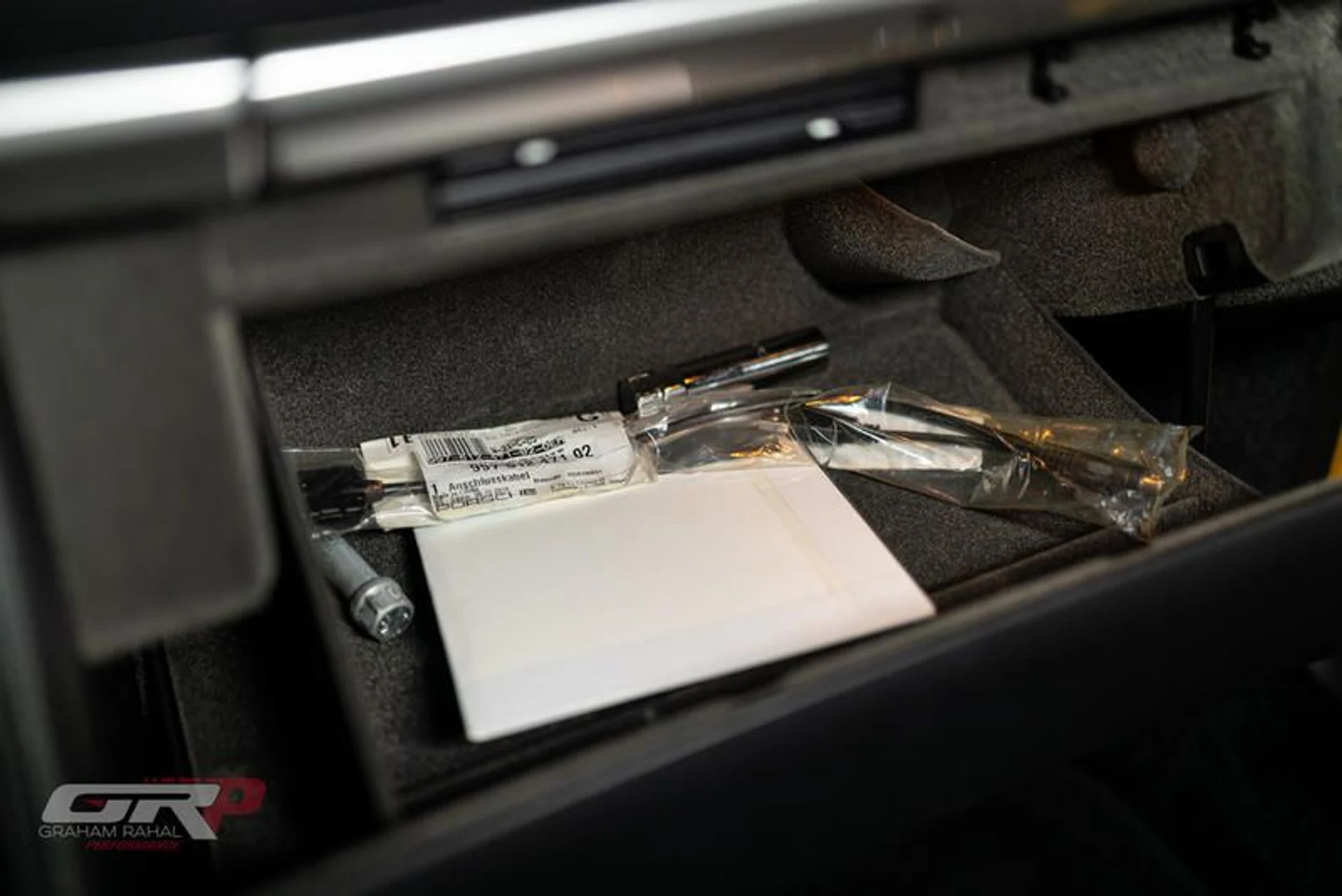 mph032_2857006449_F669509_B_3052_4509_B82_E_1_C032235_C543_ffce6eef68