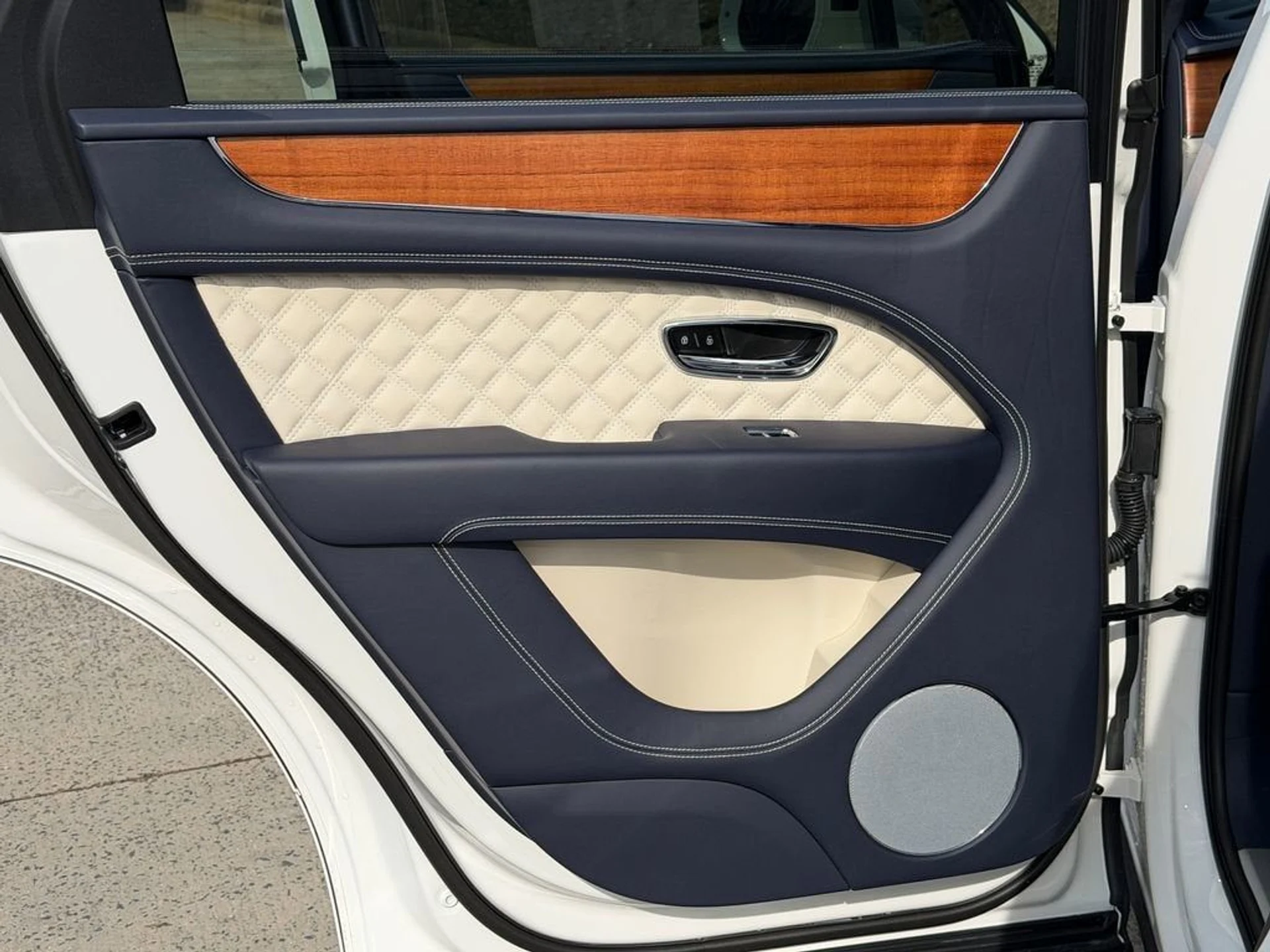 mph032_2857884562_86f8a6ec9c984eb795d60462ee0c98ff_e0d08724c0