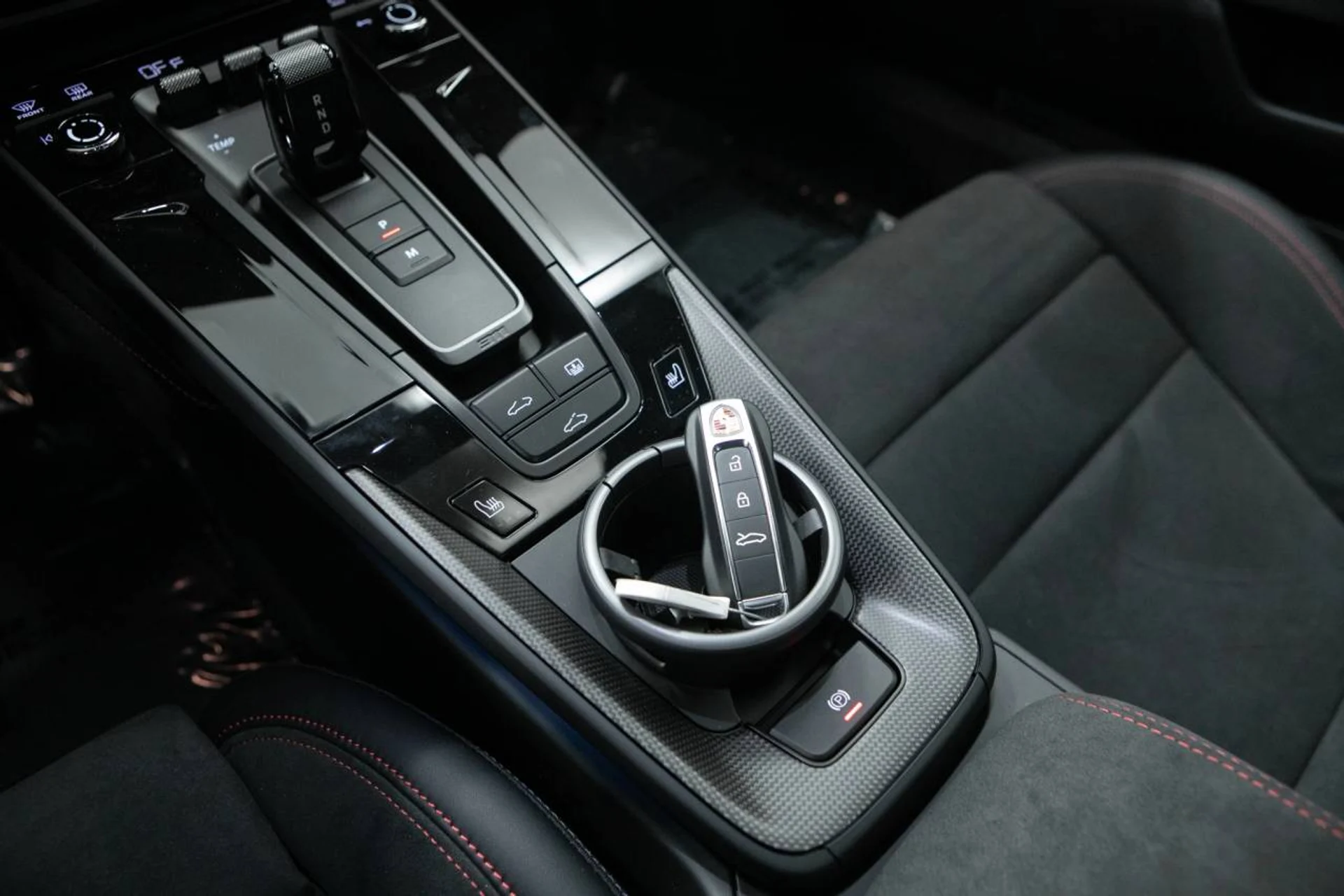 mph032_2858394952_9e53a91ee3a321f10b1efa7570bfe8a9x_b1baf184d7