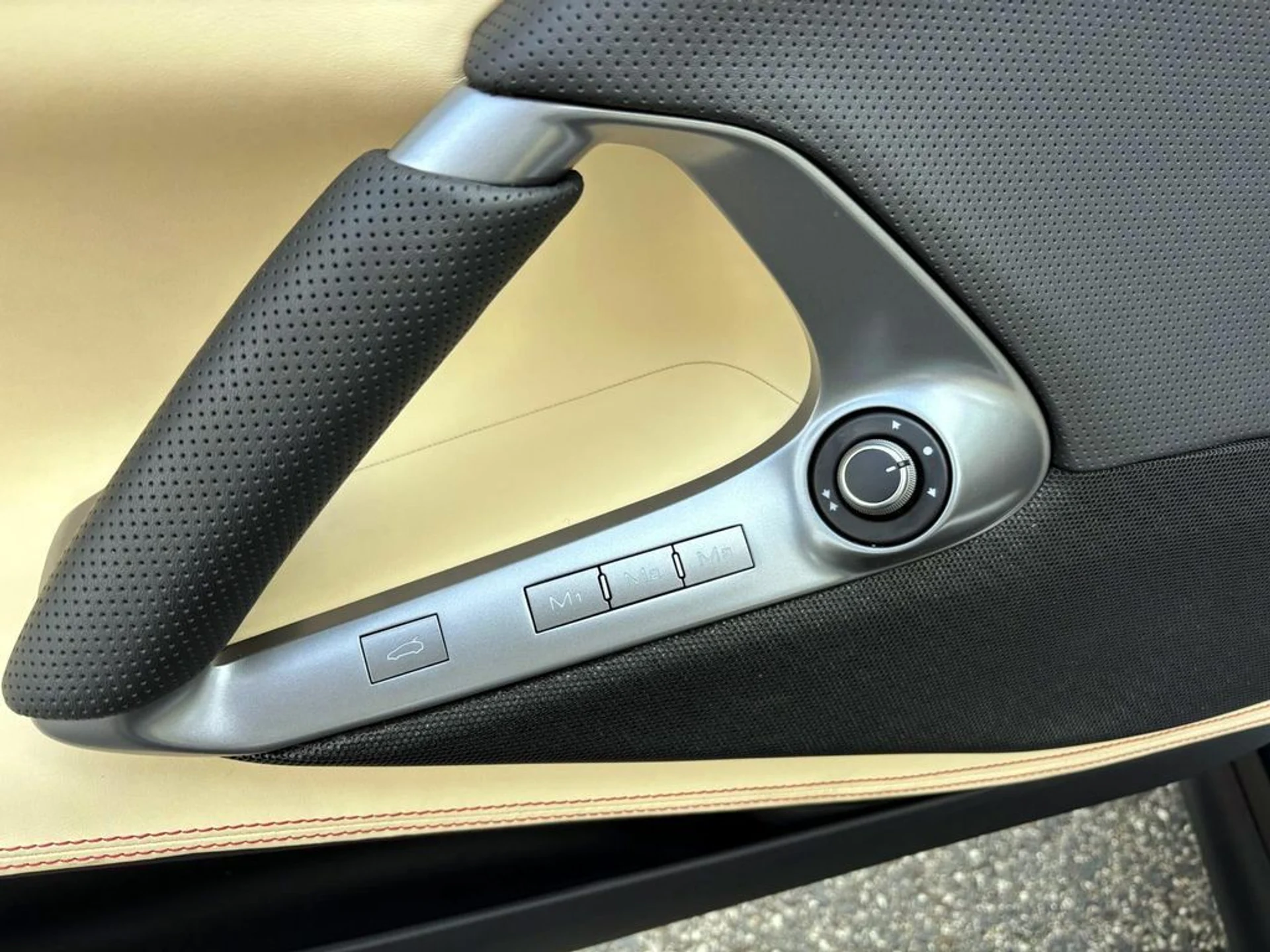 mph032_2861350587_c787ff87785a54a0caf973fe3734129cx_60d6a2e4a6