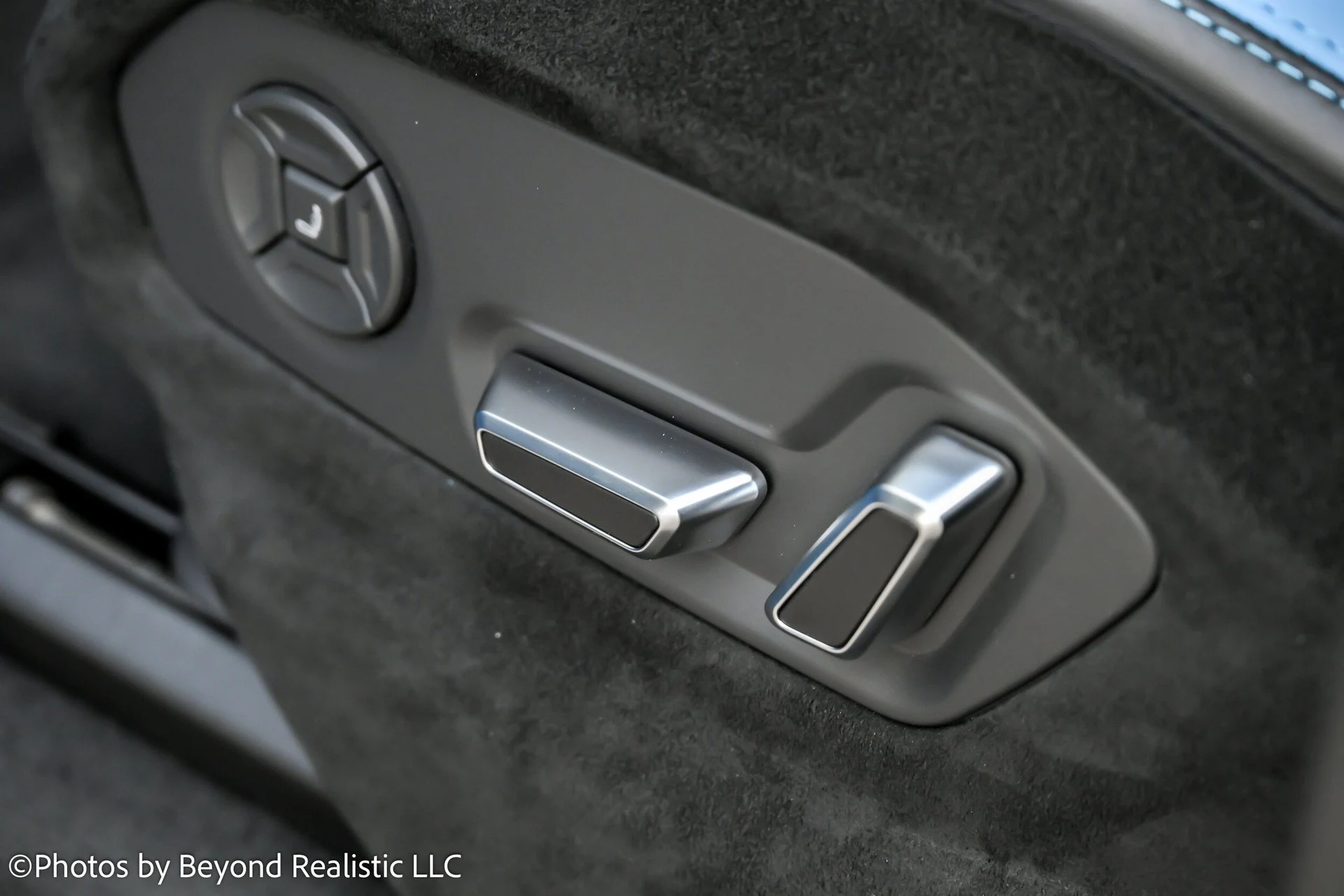 mph032_2861584175_d296f073d2f35d37a602faf312d7c341x_b17959e56d