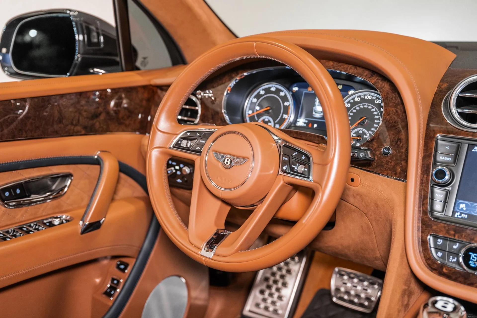 mph032_2865875280_Used_2020_Bentley_Bentayga_Speed_1771863926_f00a23bd8a