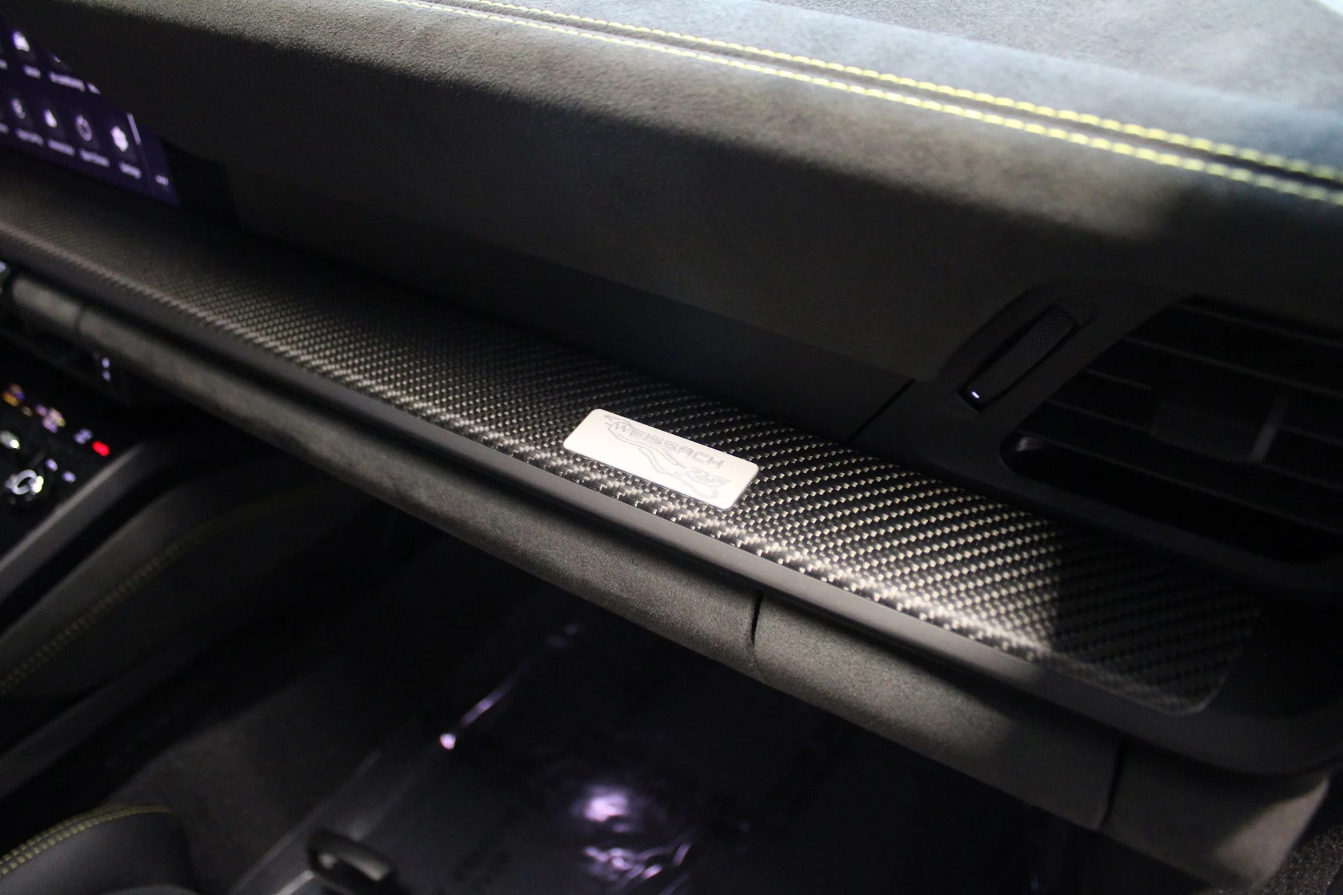 mph032_2871132919_2309b86fb72bd682e6263c4a747c957cx_3dda3687ac