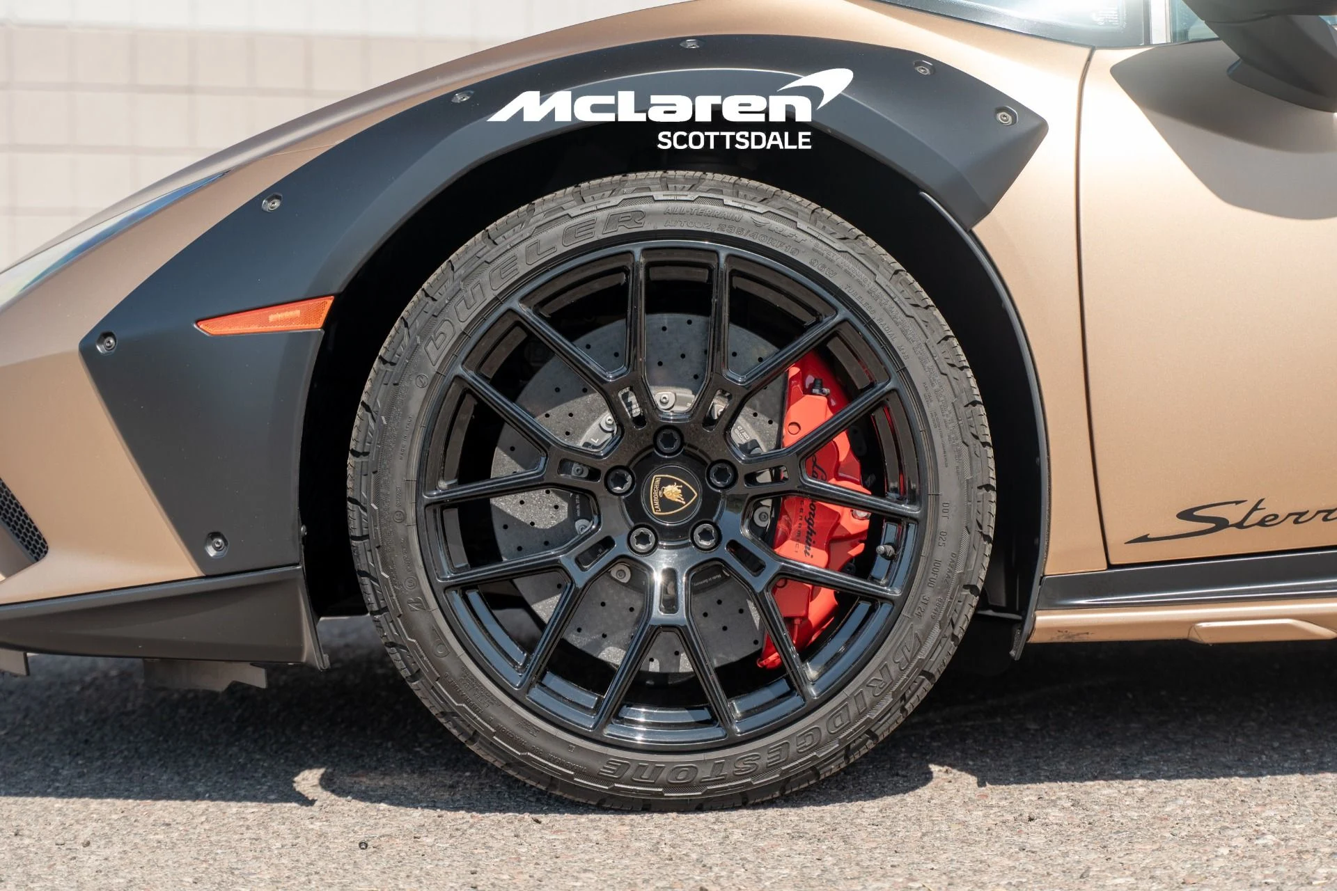 mph032_2874162865_Used_2024_LAMBORGHINI_HURACAN_STERRATO_Sterrato_1785521640_1e159c729e
