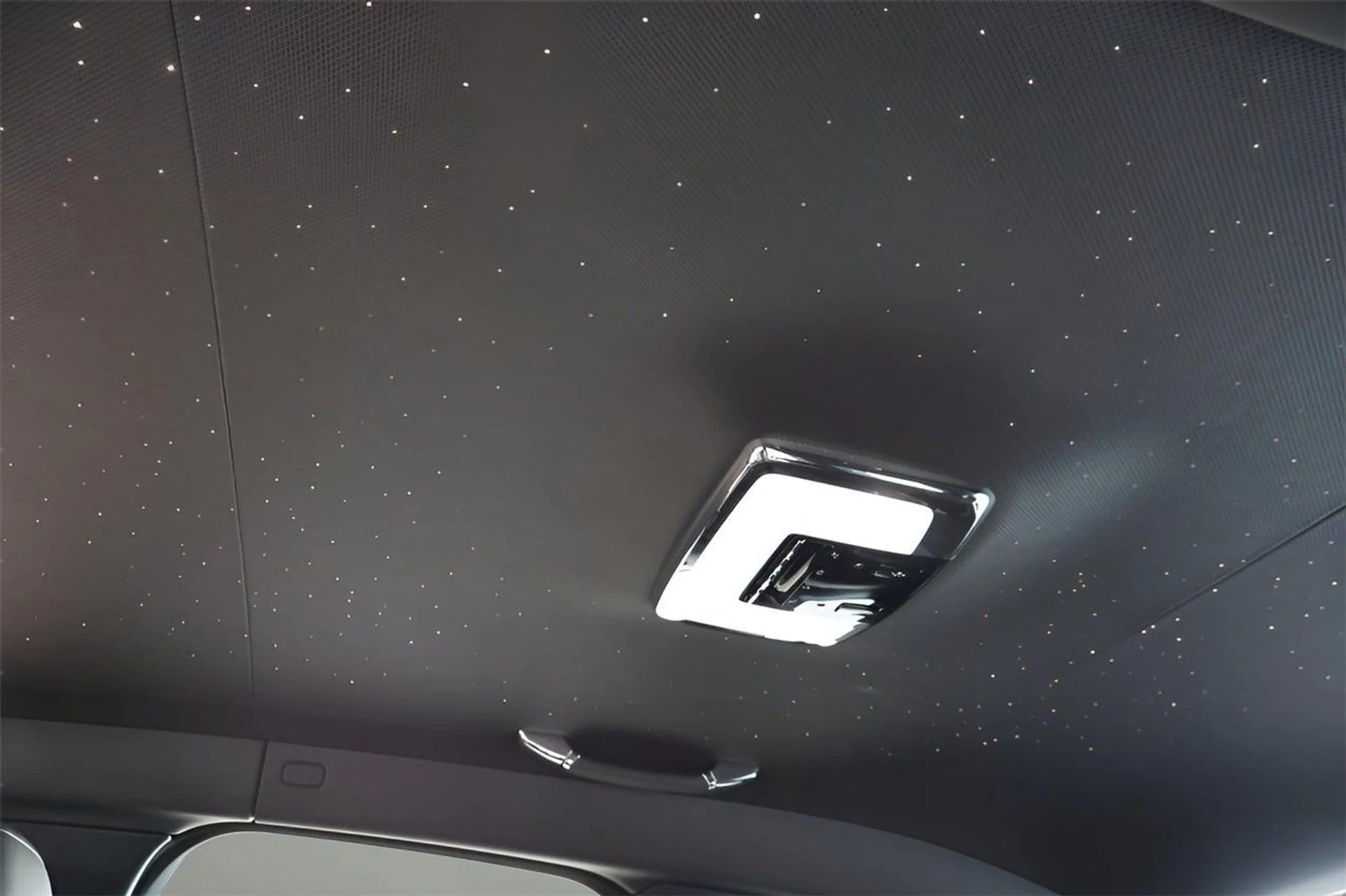 mph032_2874472048_33_5c58c8ba8c