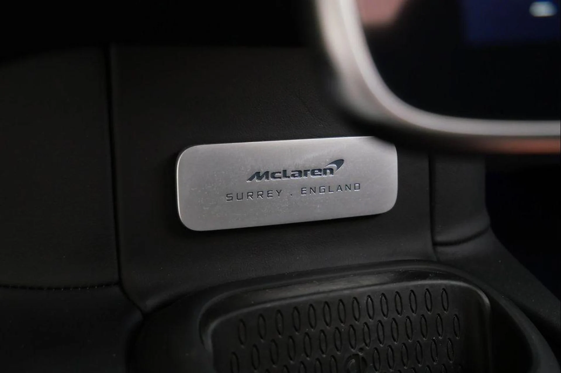 mph032_2884739414_4_N_Xk_Knz_O1_Fw_YOB_Ce_I0p_Aiw_WYY_3_E_9e9181c8b3