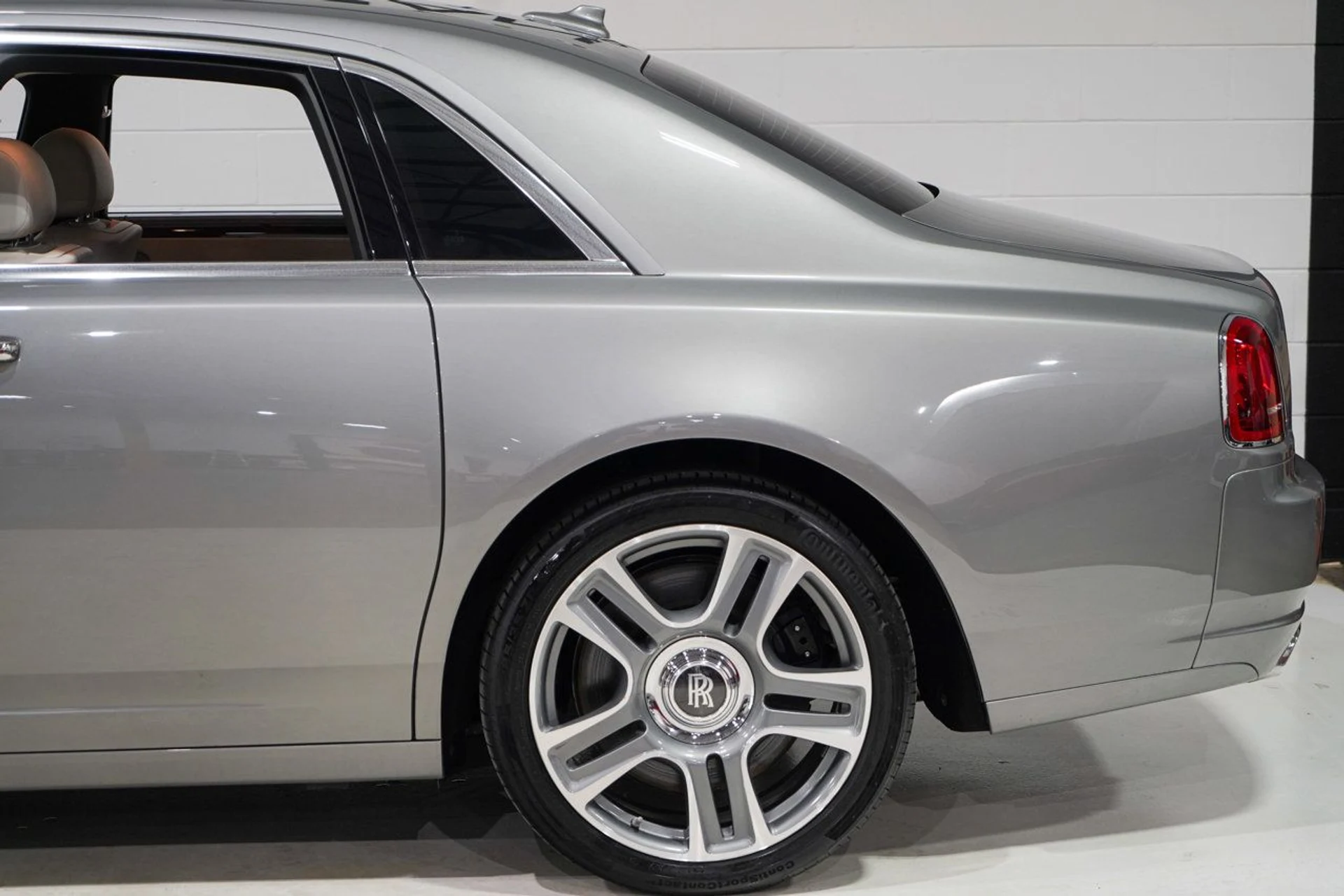 mph032_2892772842_b03ca53b3c4a44d48829ad34c895155d_2269323a40