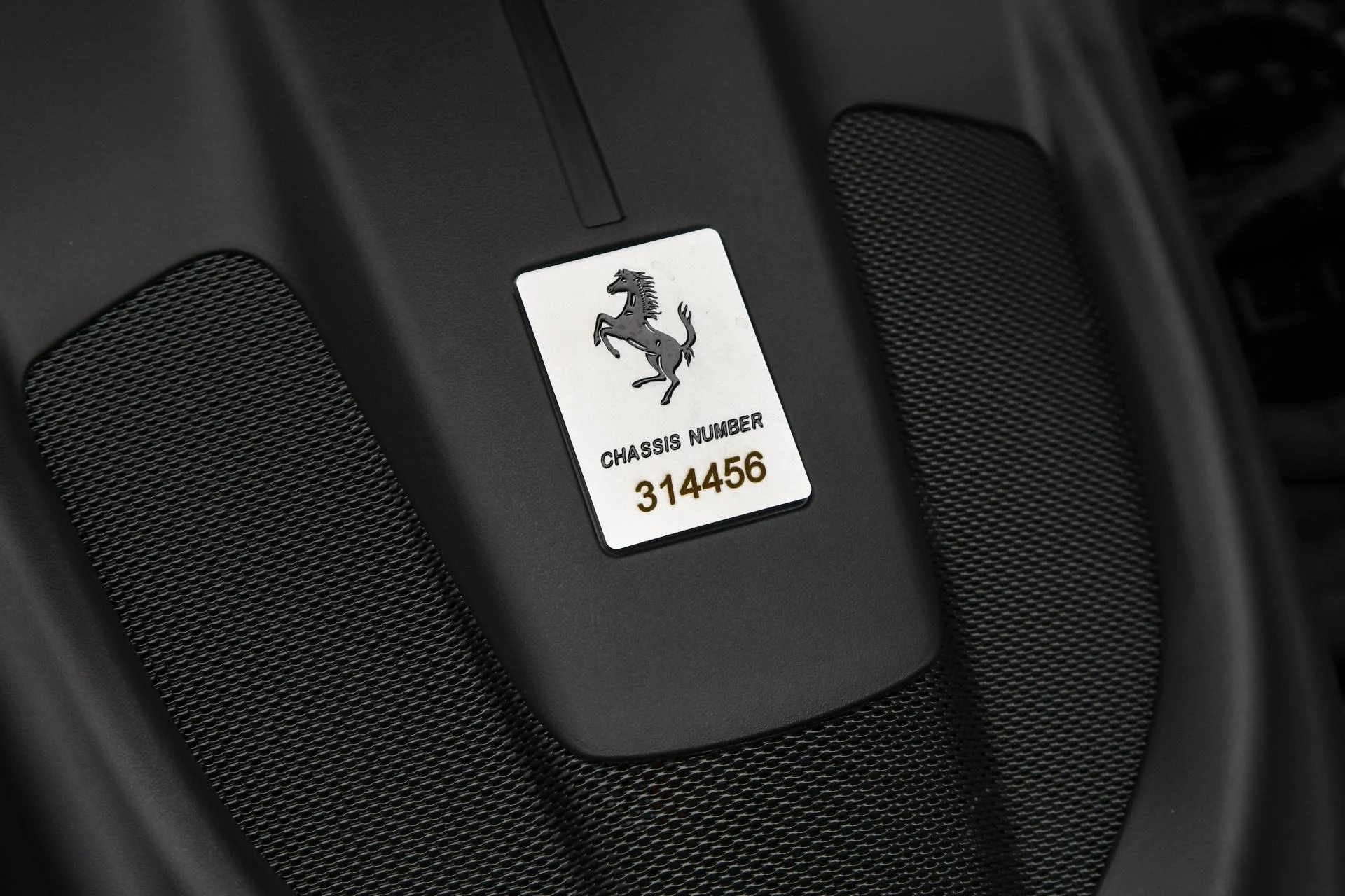 mph032_2910430585_Used_2025_Ferrari_Roma_Spider_Spider_1754640525_4cbd188676
