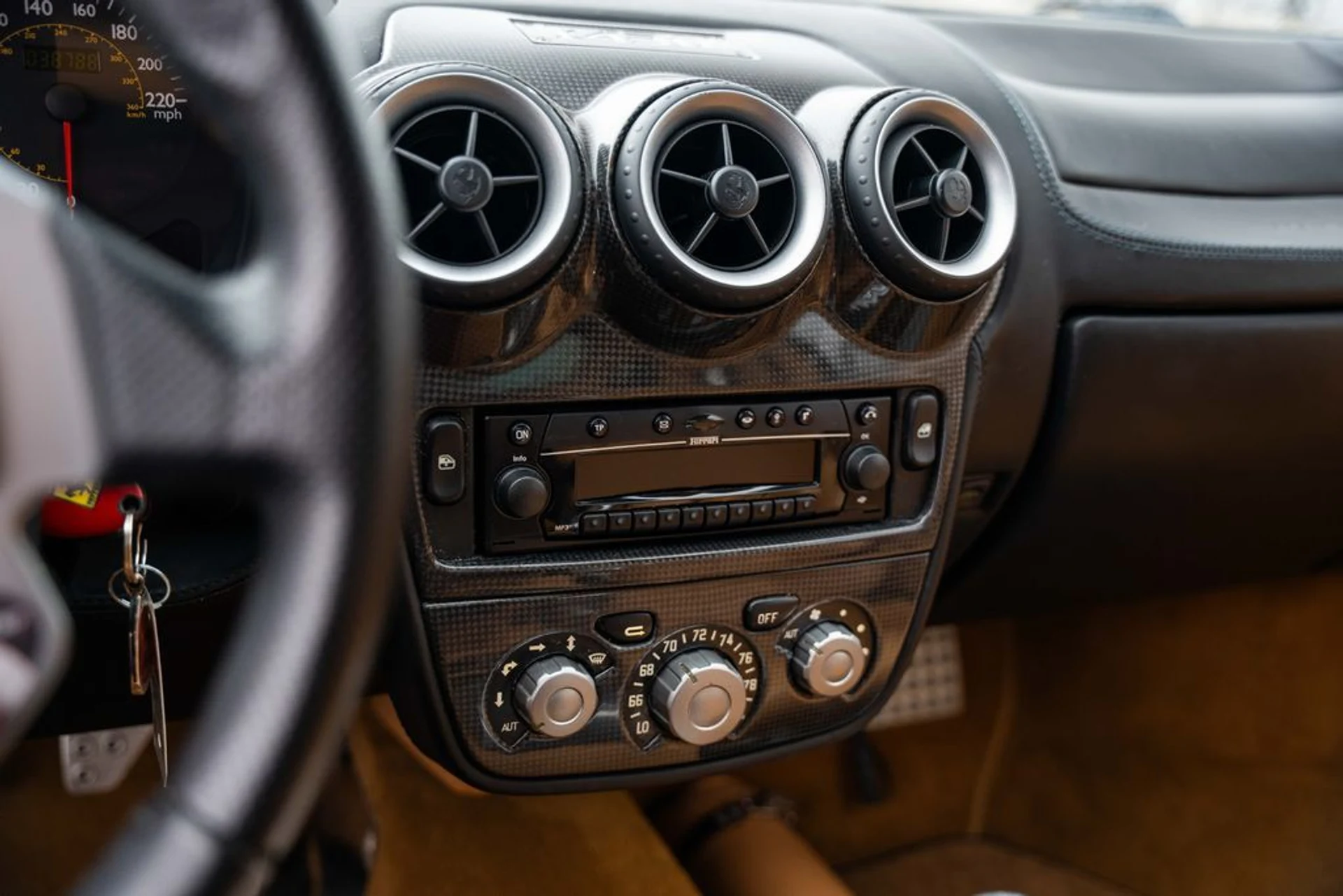 mph032_291452401_4190f540_320f_472e_b8e9_9e7ed59fed94_941cb8d005