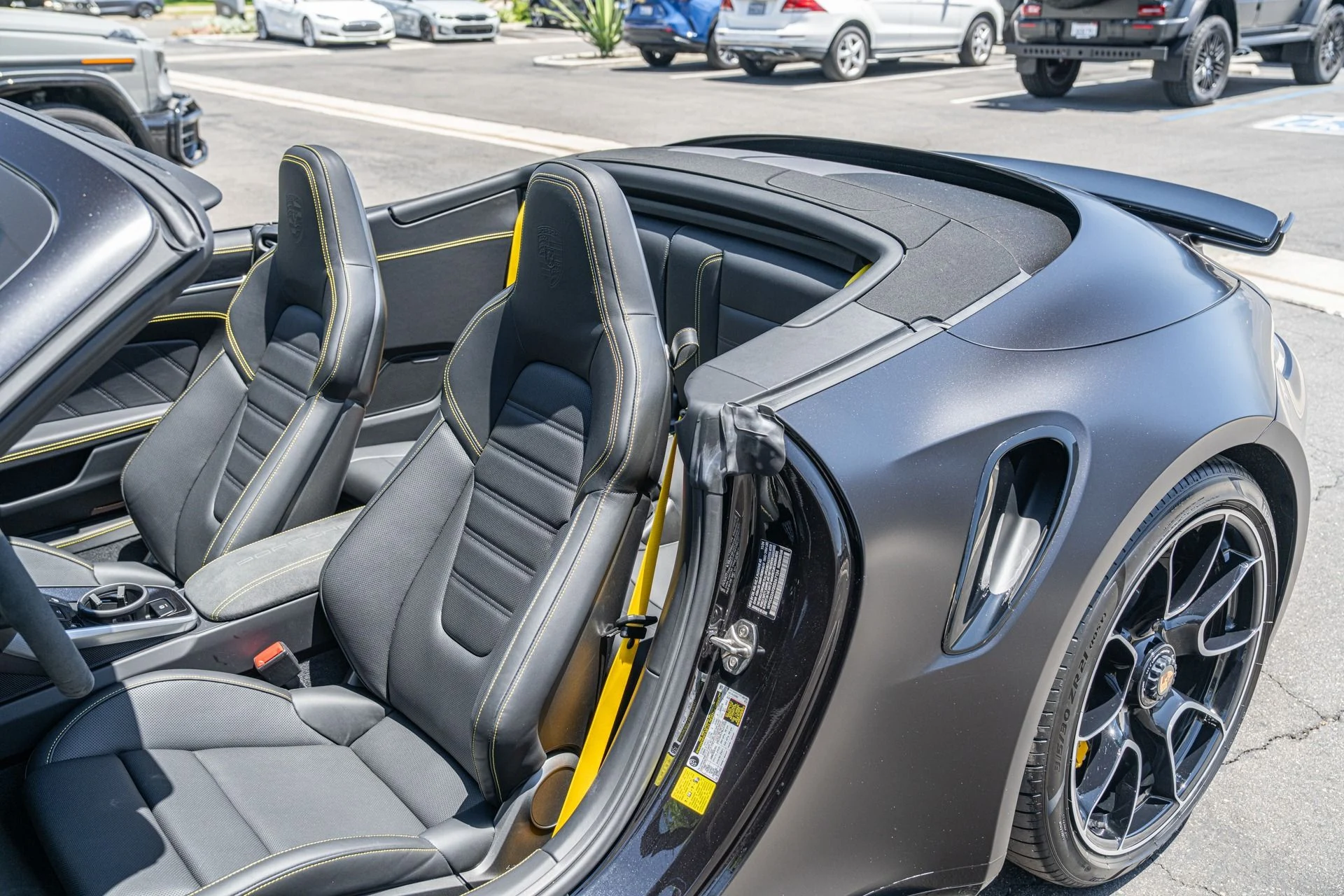 mph032_2916615440_Used_2025_Porsche_911_Turbo_S_1753733831_6ff7f6195c