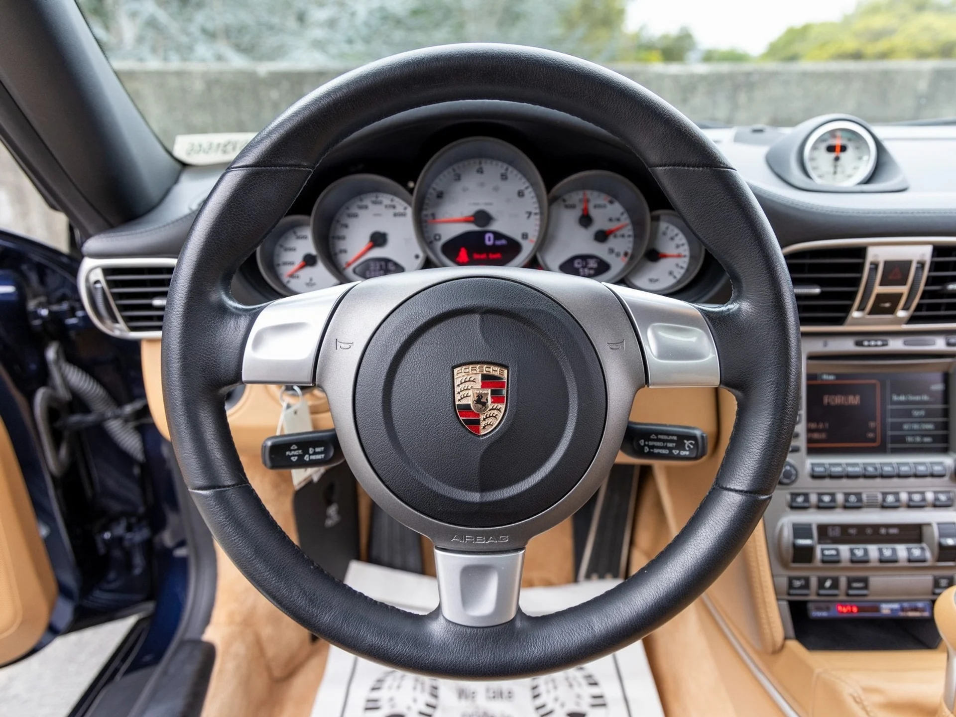 mph032_2931567918_33_0ad9854ac2