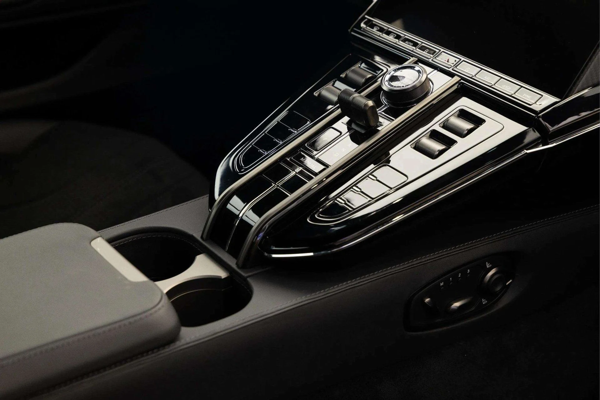 mph032_2937571945_27ed2723_2ad2_4a16_9c3b_096a5adaa2de_adbc76e42a