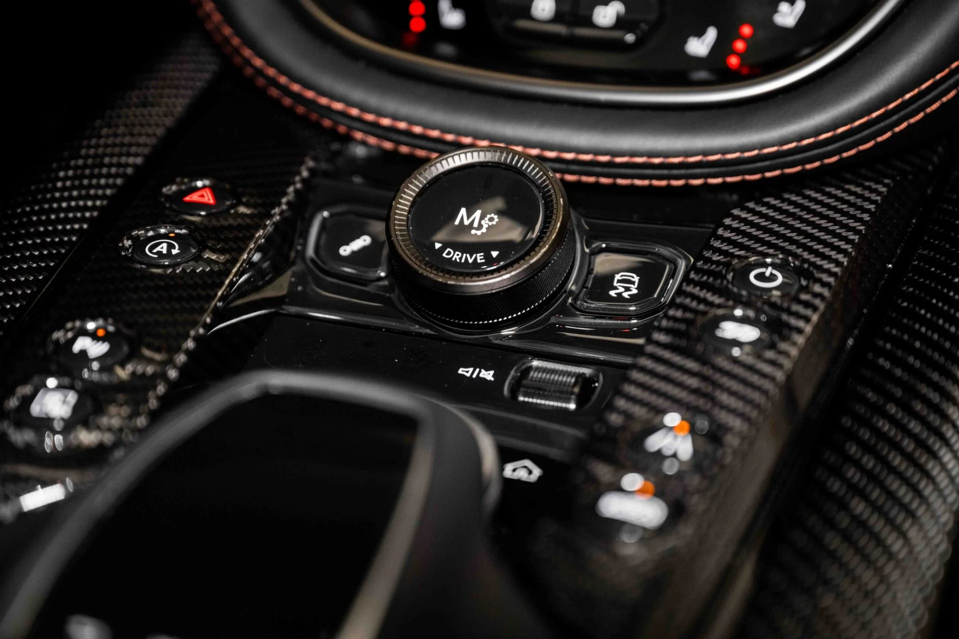 mph032_2937684380_Used_2023_Aston_Martin_DBX_707_1729954912_bacd7010e8