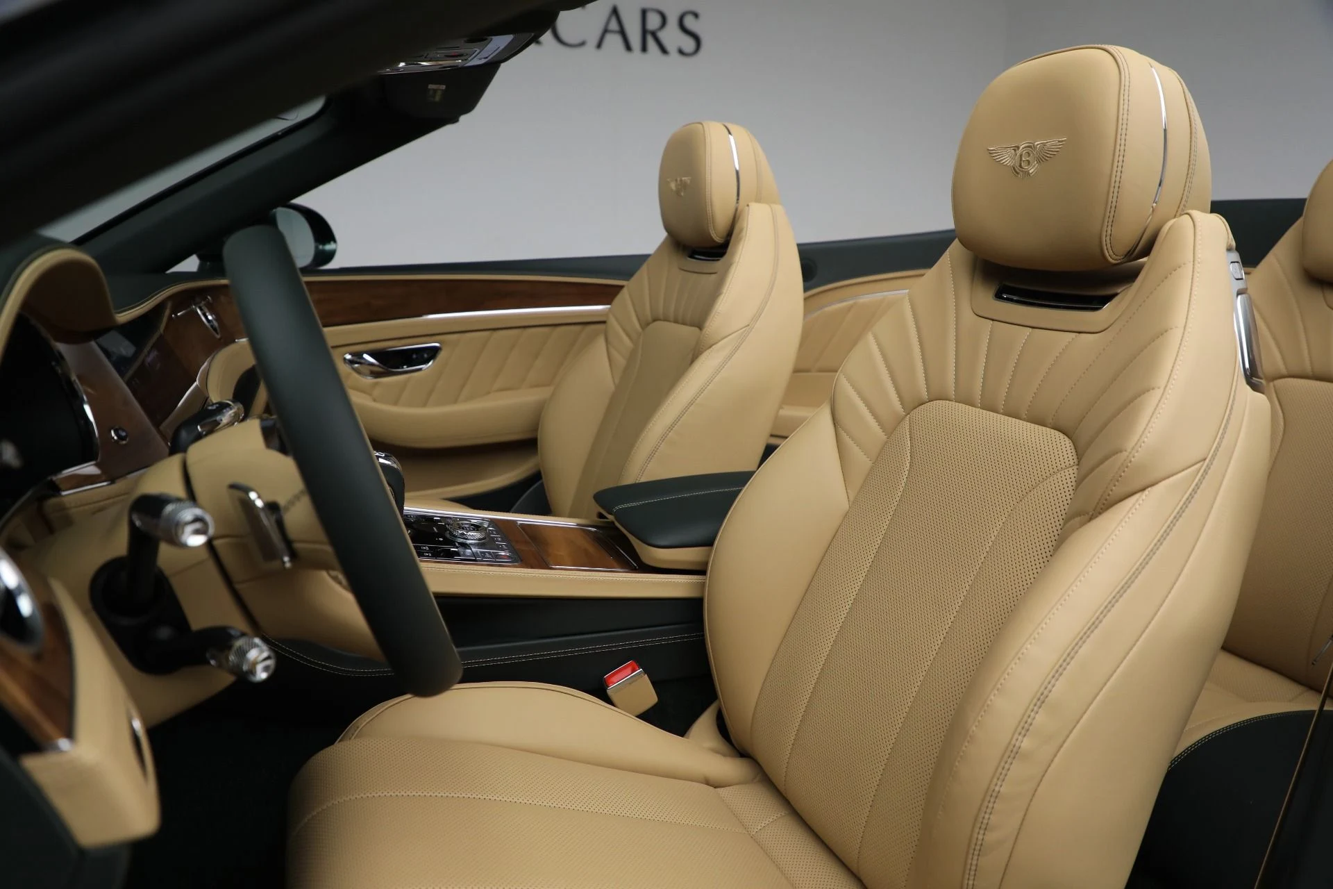 mph032_294206882_New_2024_Bentley_Continental_GTC_Edition_8_0fbf21a872
