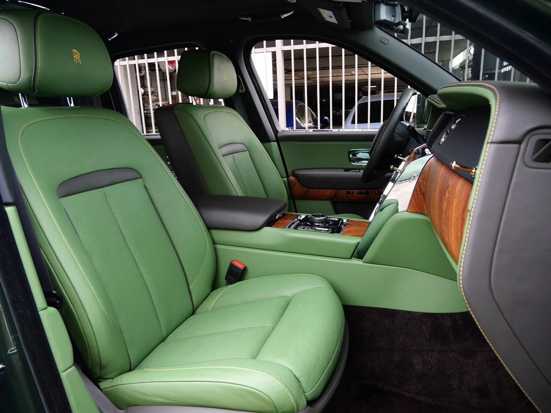 mph032_2942125171_5371b859da6f19b8531ed01c043bc9e7x_3de9a21973