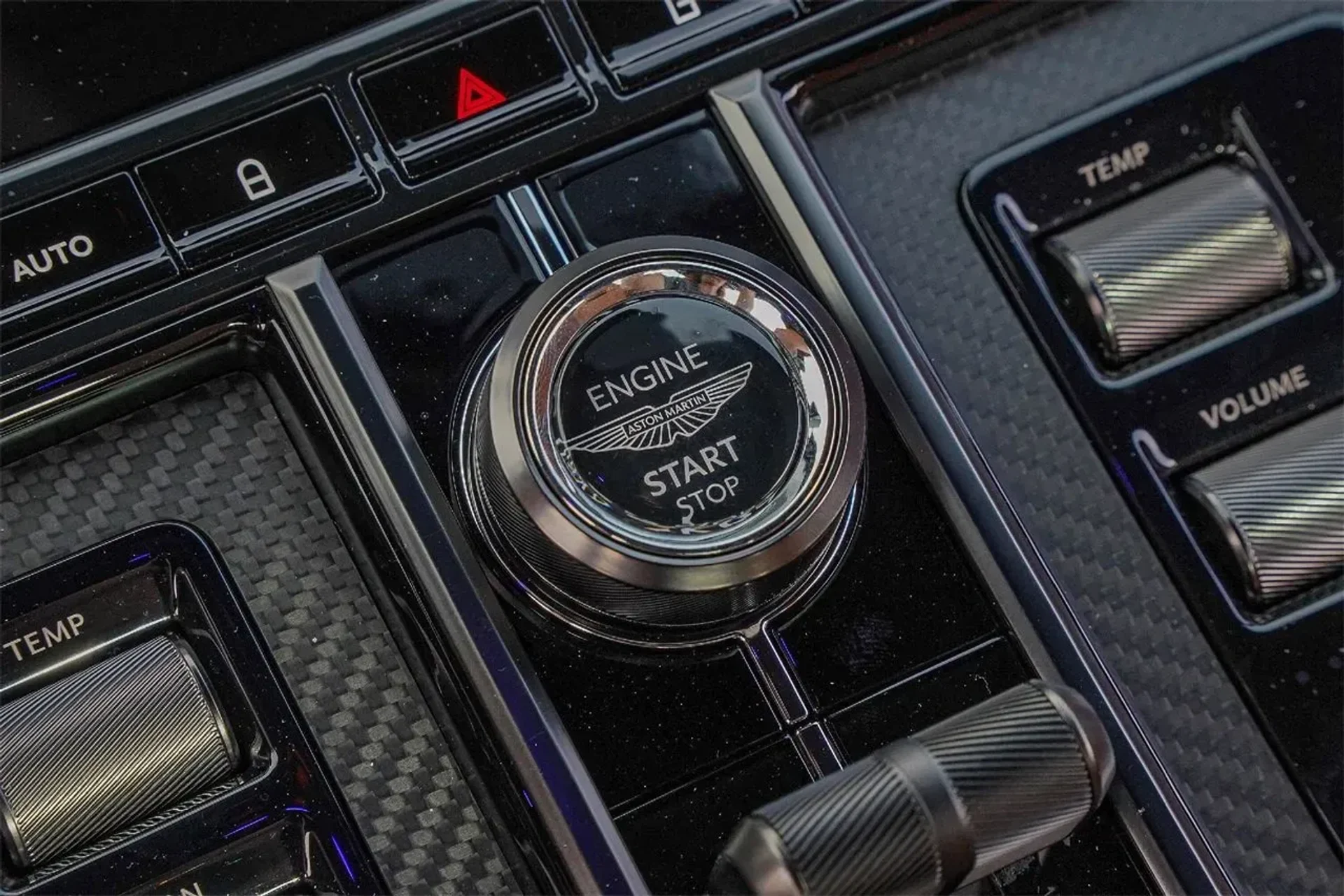 mph032_2944429102_33f219ef1fb84c75bcb3654a3da7a274_24ae6ff26b