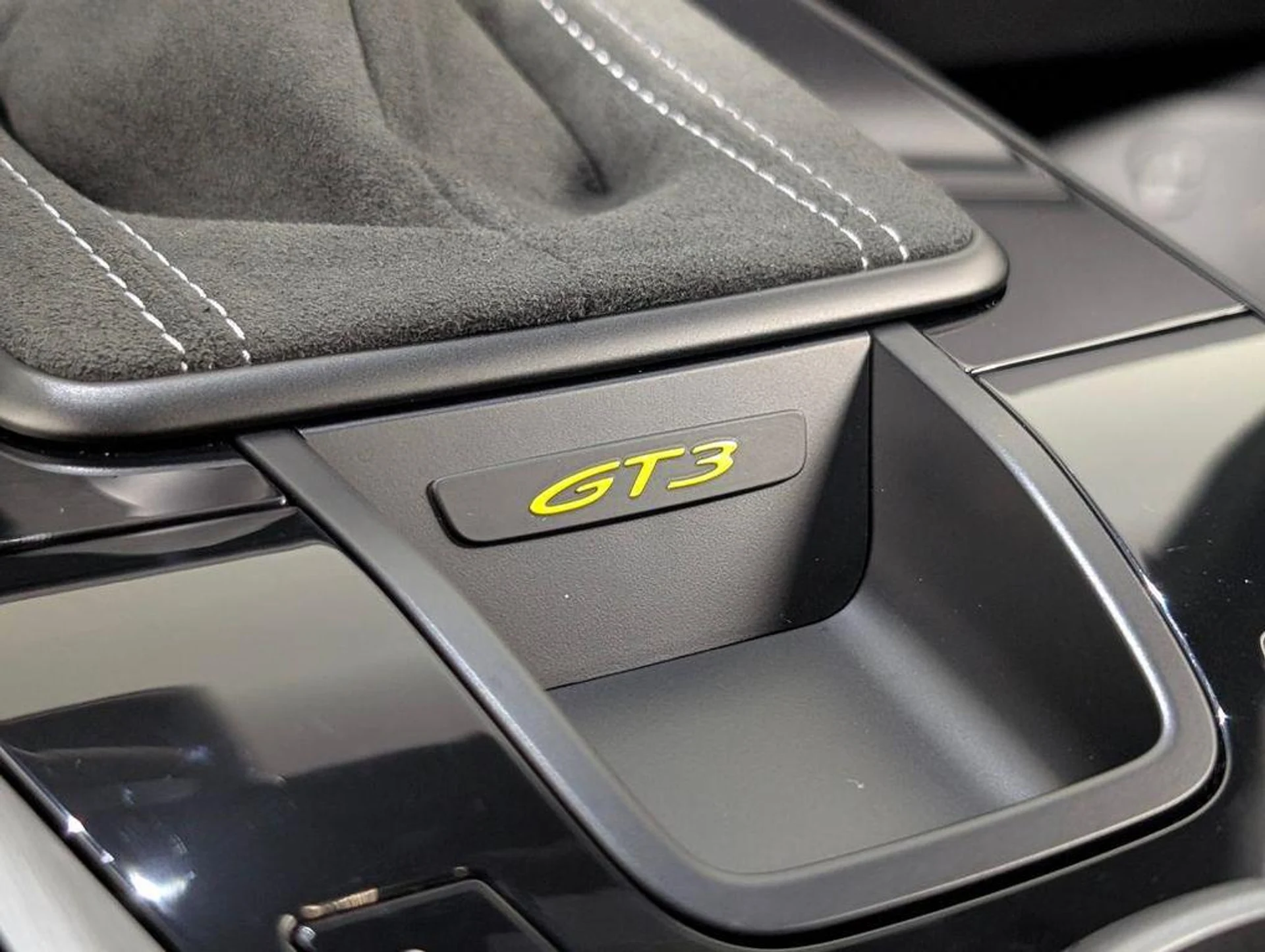 mph032_294528368_a1bofz_Mg_Z0_Cg_Ij0c_E6u7b_KQ_Xn_FU_953f42add5