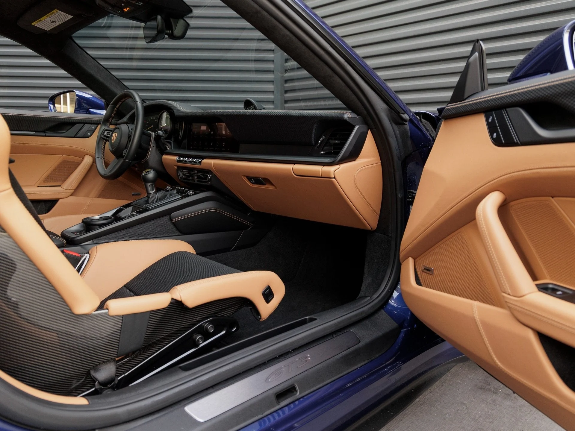 mph032_2946093035_33_3f6f0f5f8f