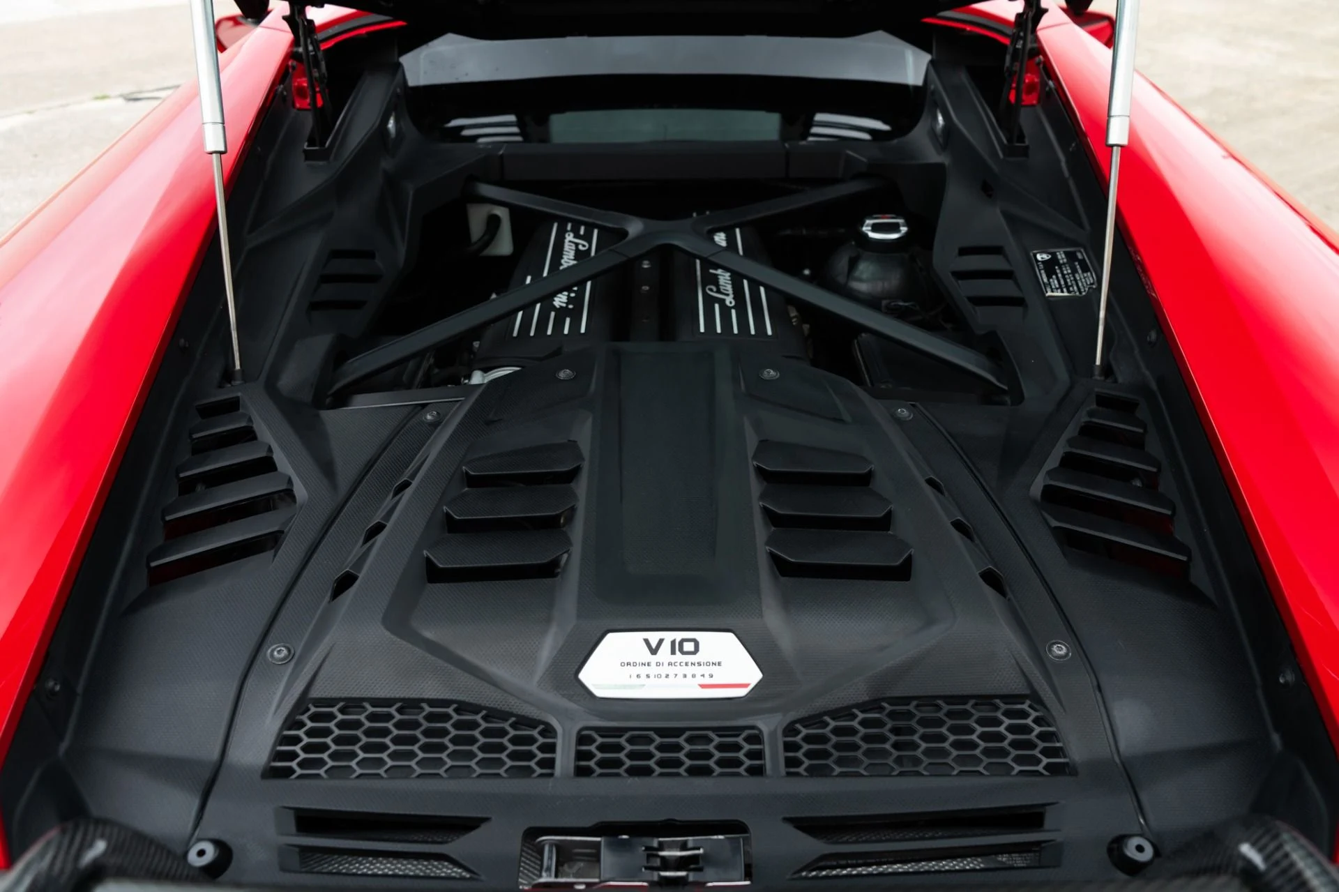 mph032_2948999079_Used_2021_Lamborghini_Huracan_EVO_1778012015_cea6796a5d
