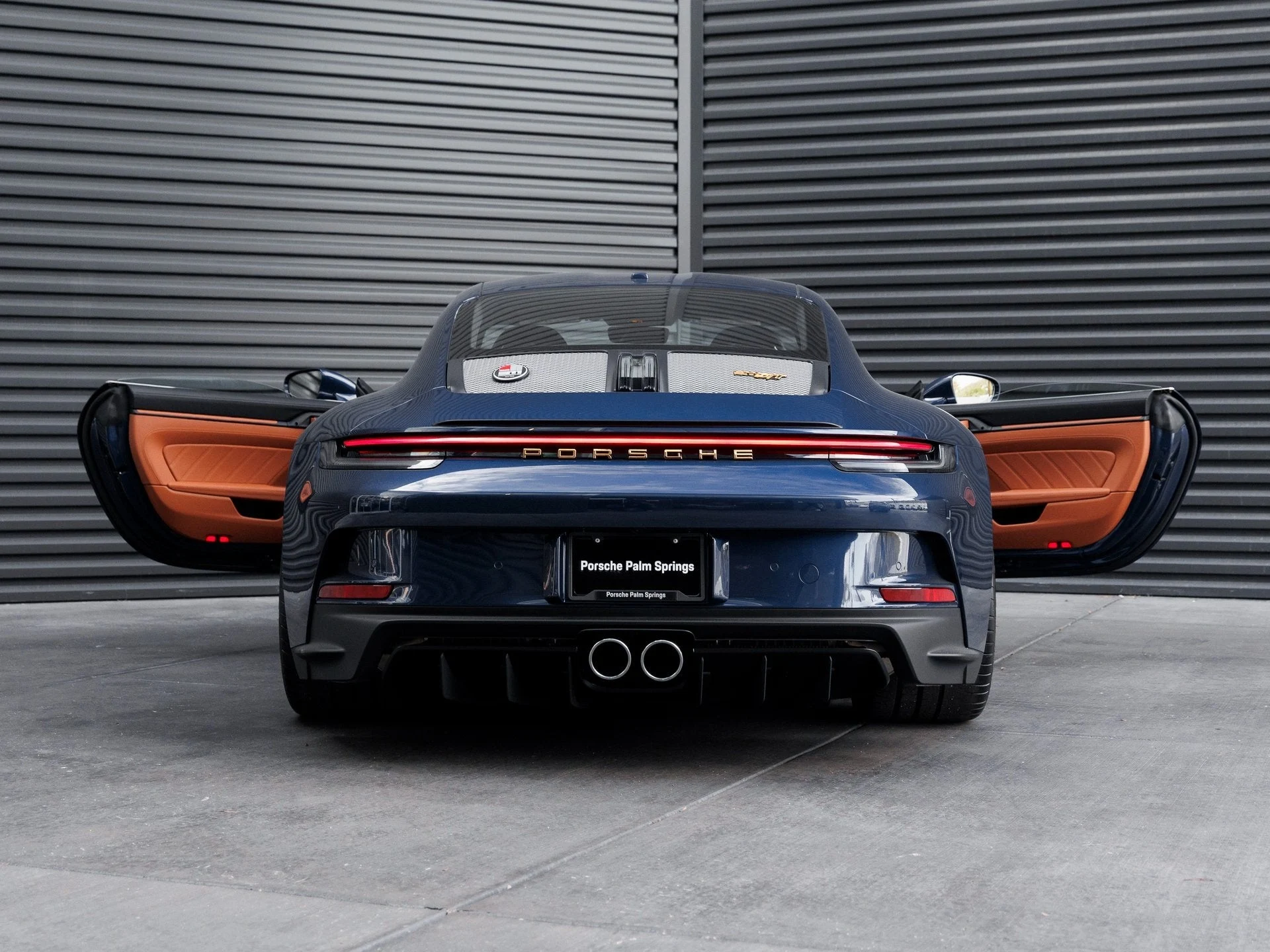 mph032_297531723_33_28c21a2804