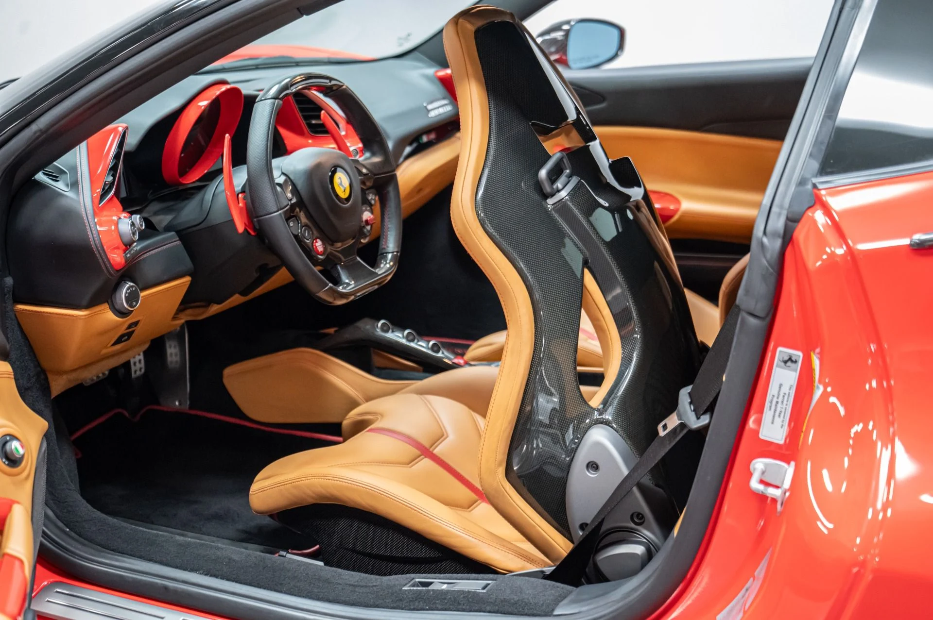 mph032_2980376694_Used_2016_Ferrari_488_GTB_1747692594_a5a9975c39